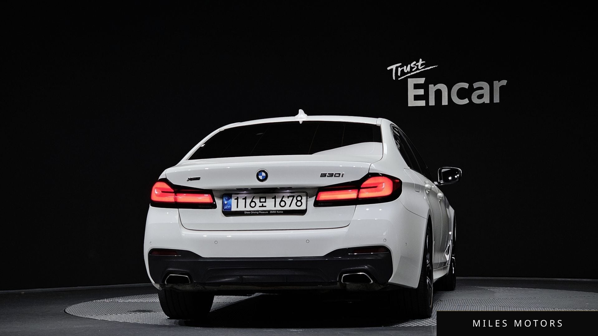 BMW 5 Series (G30) 2021 — миниатюра 4