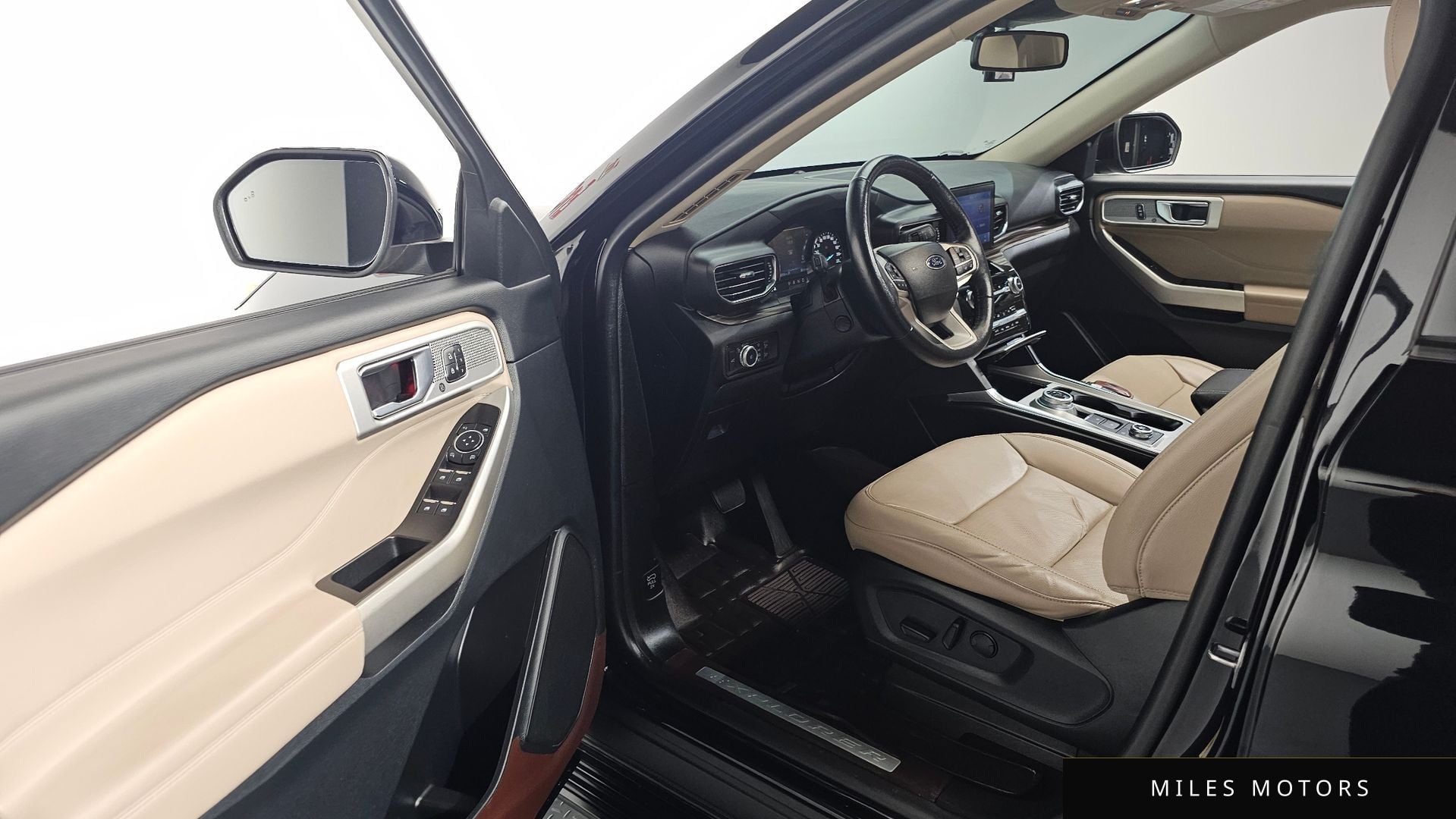 Ford Explorer 2022 — миниатюра 10