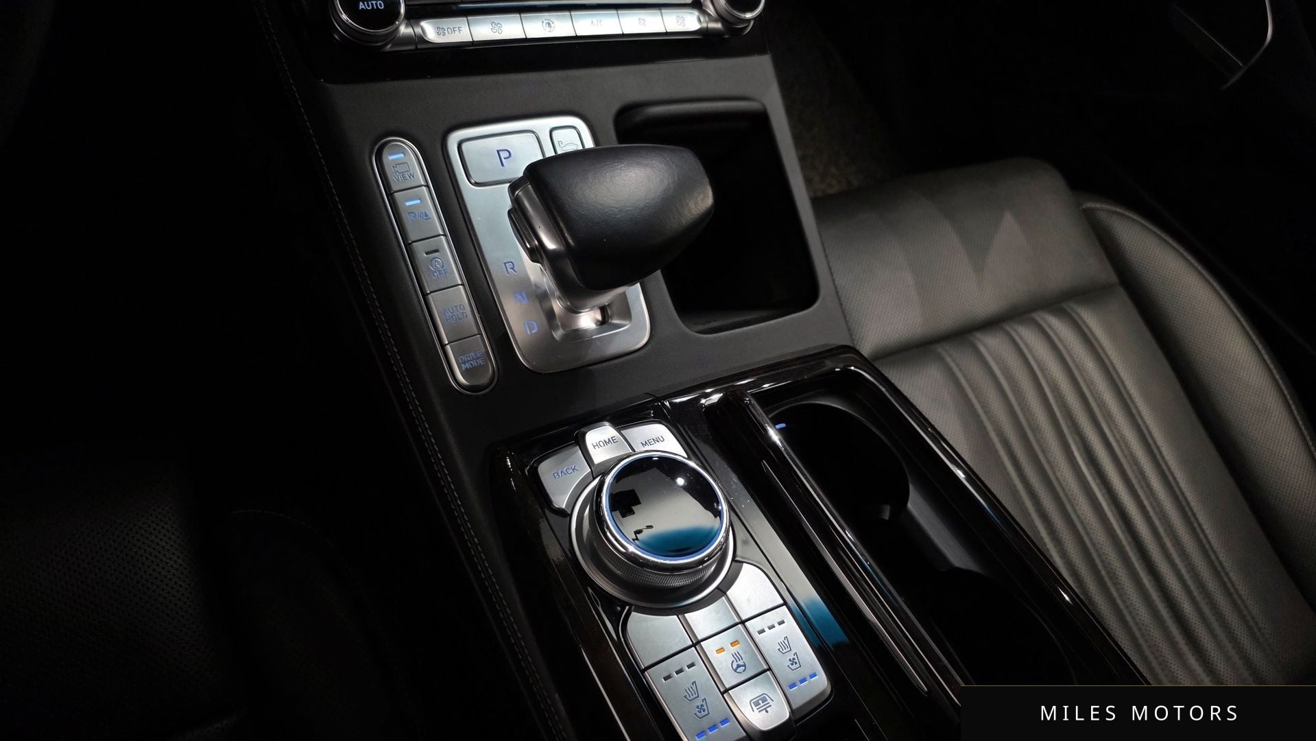 Genesis G90 2019 — миниатюра 9