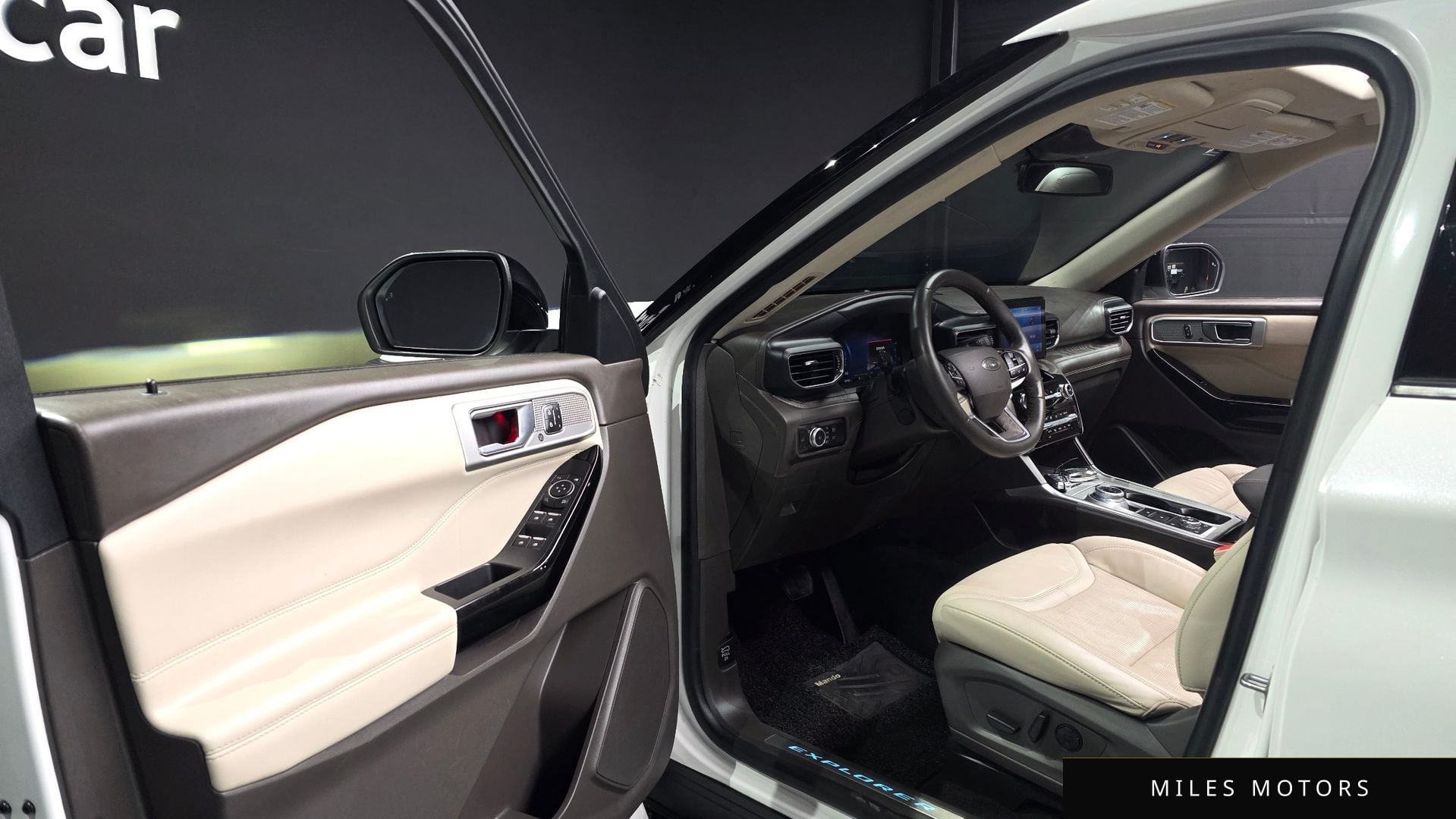 Ford Explorer 2022 — миниатюра 12