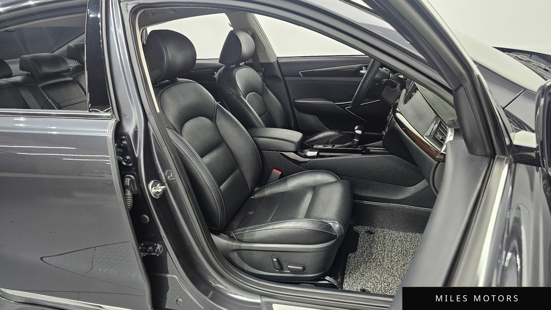 Kia K7 2018 — миниатюра 11