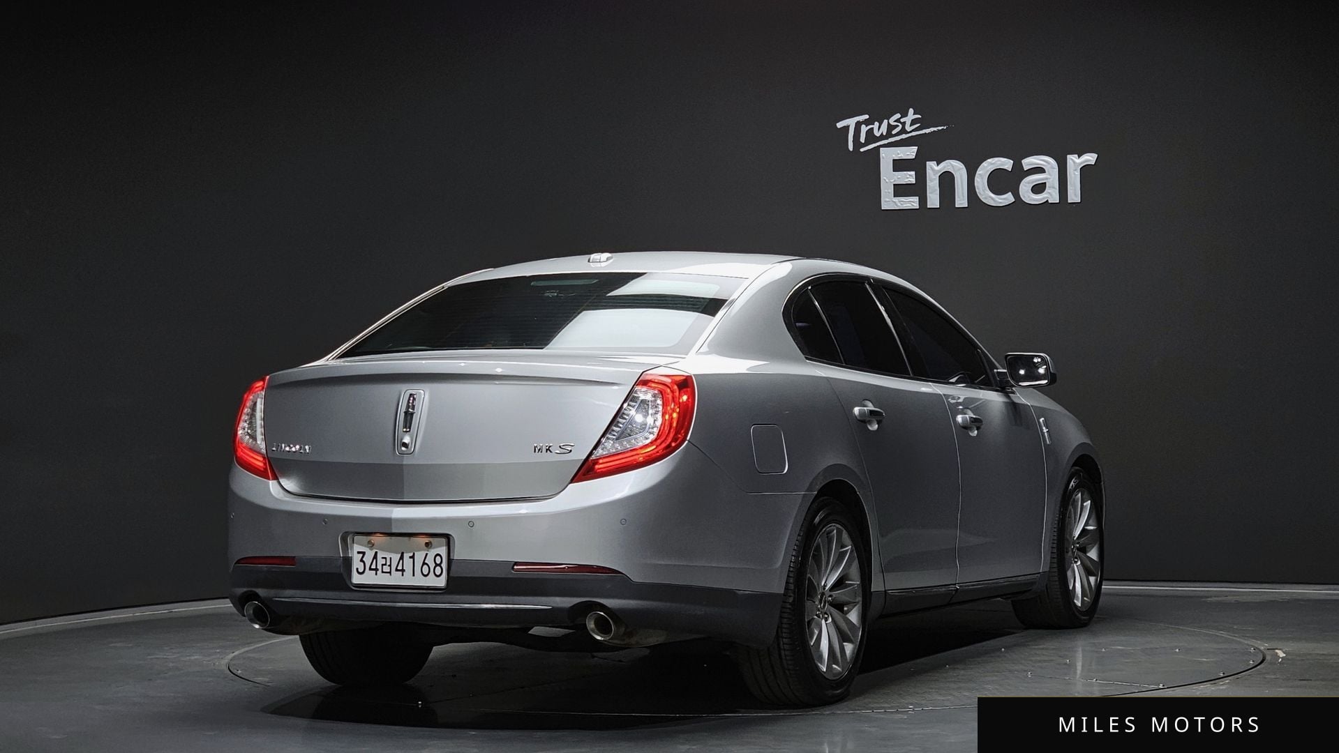 Lincoln MKS 2013 — миниатюра 2