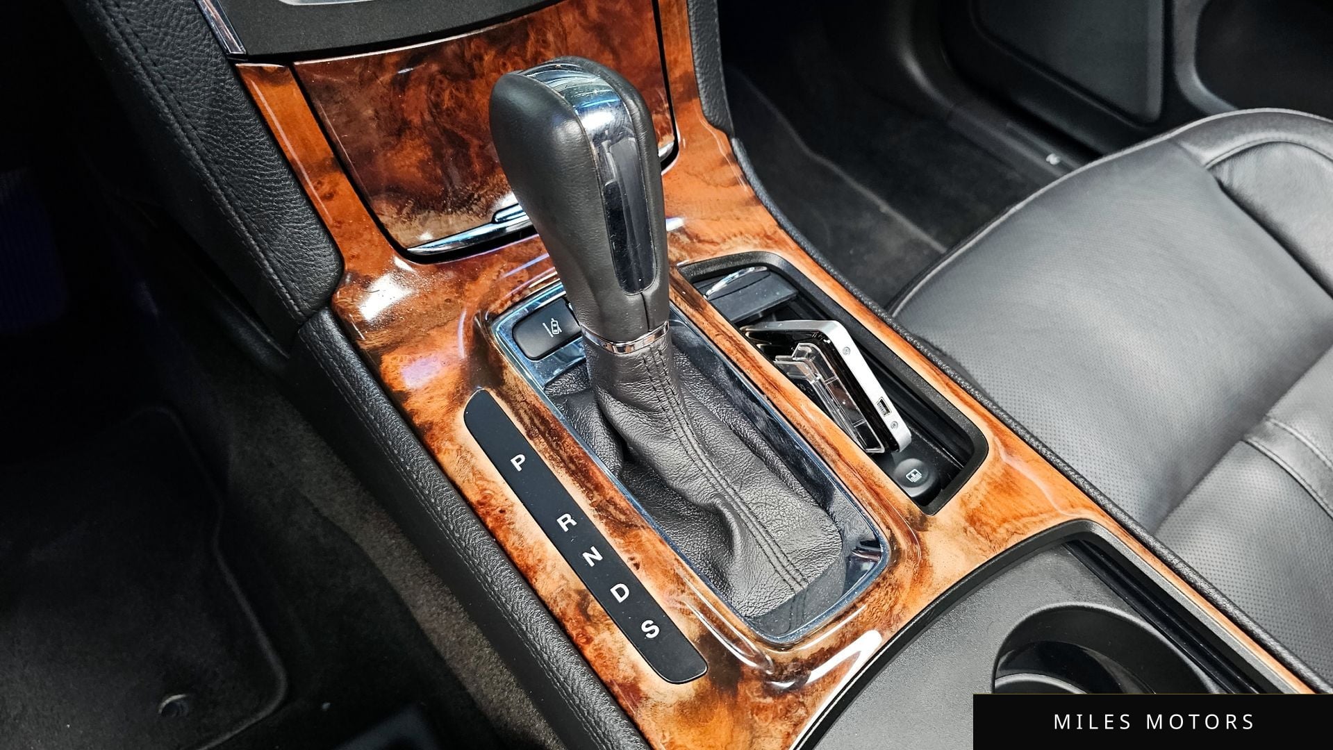 Lincoln MKS 2013 — миниатюра 9