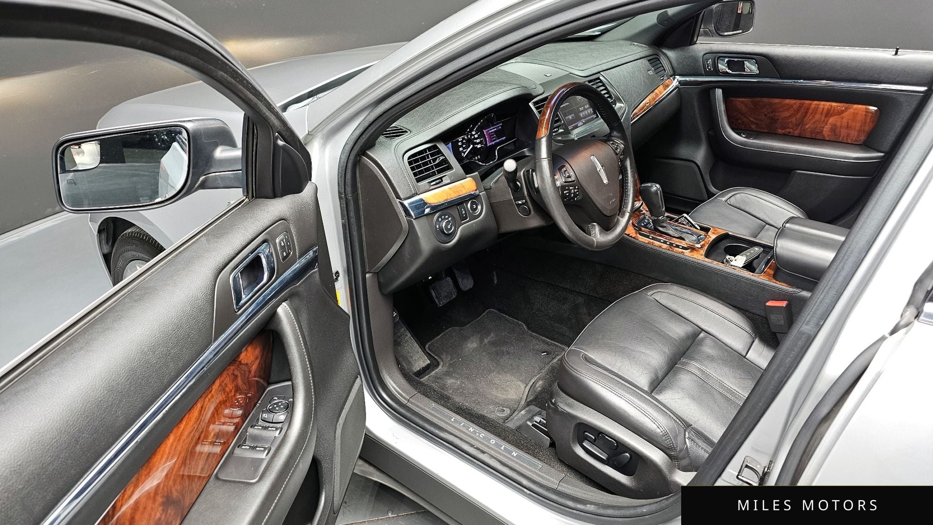Lincoln MKS 2013 — миниатюра 12