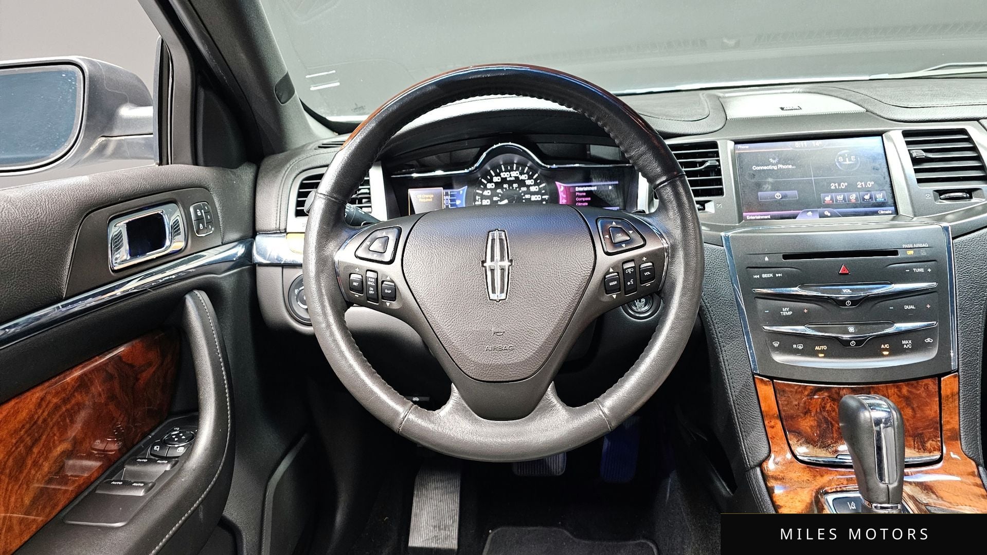 Lincoln MKS 2013 — миниатюра 13