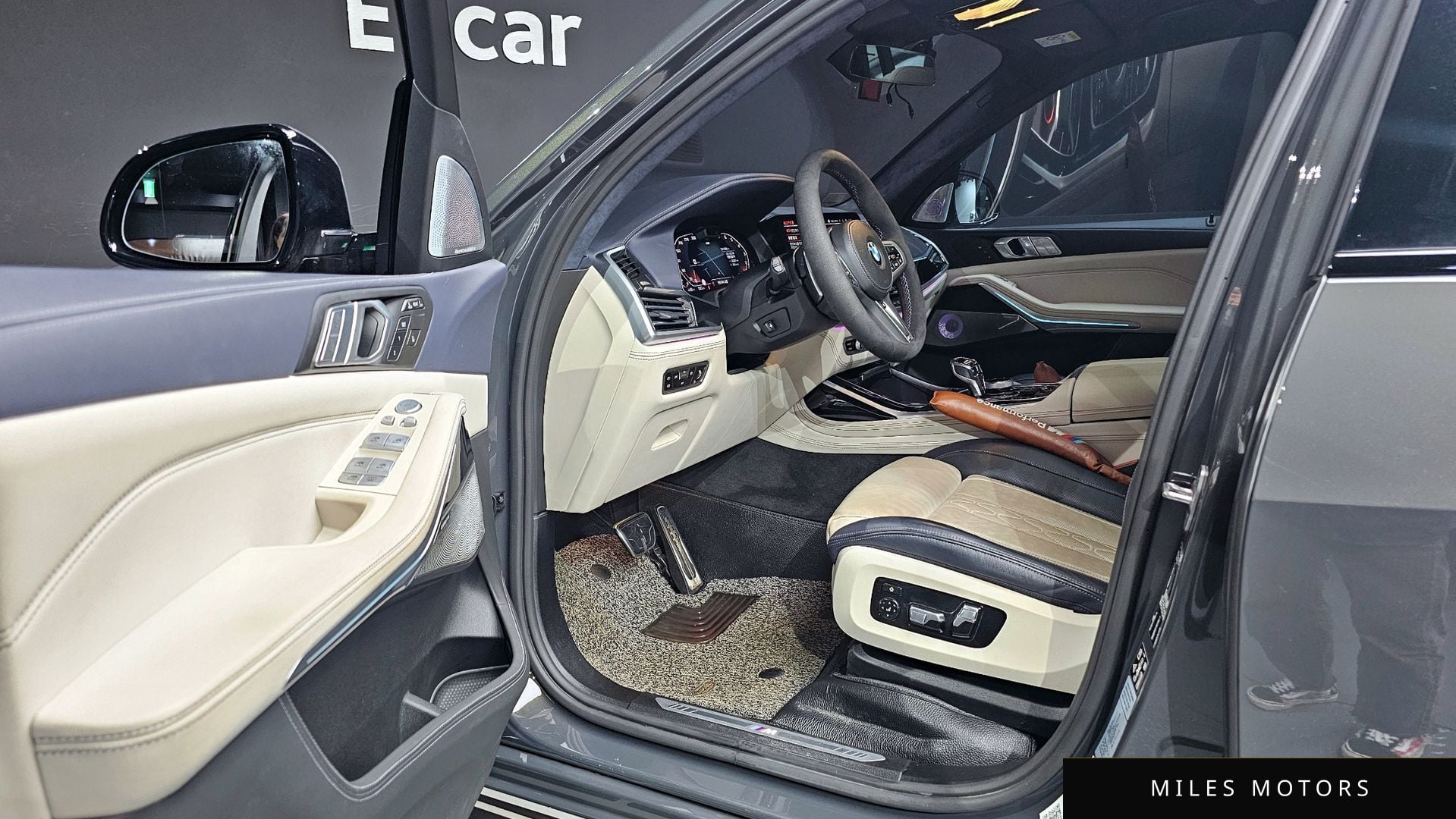 BMW X7 (G07) 2022 — миниатюра 10