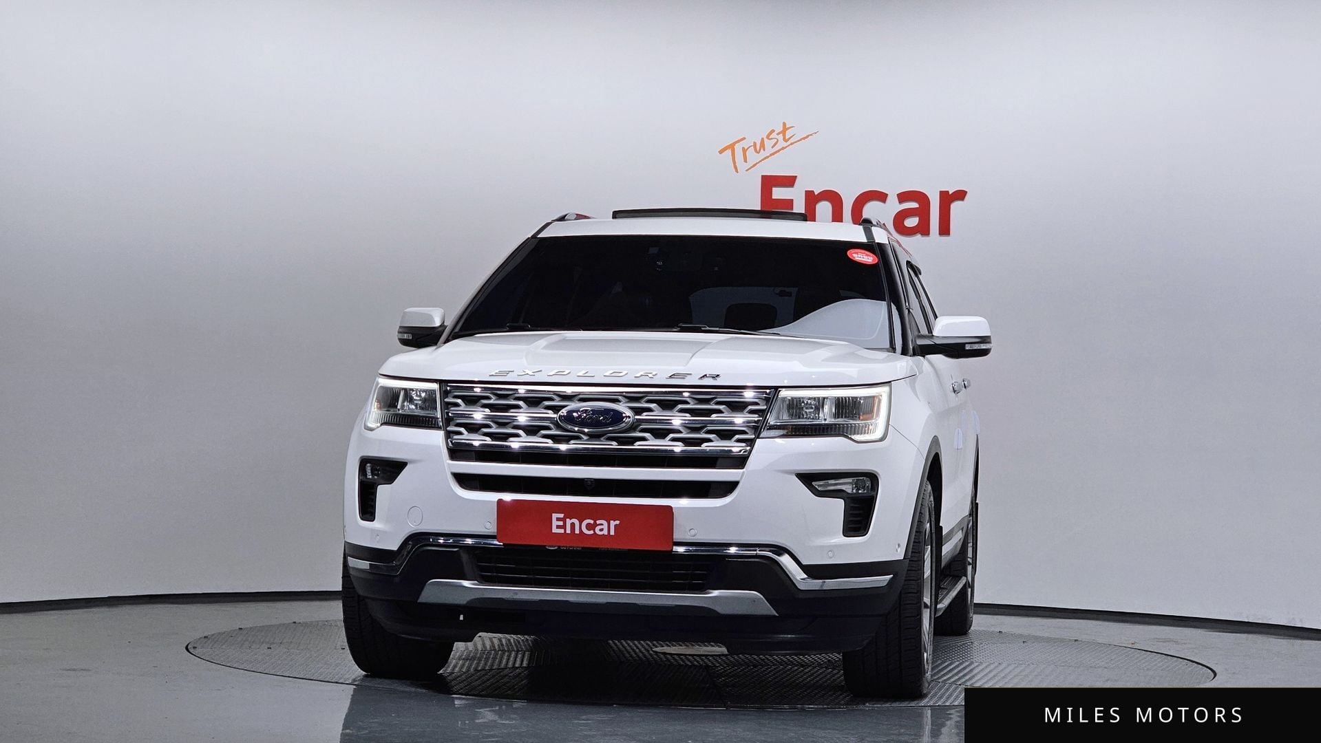Ford Explorer 2018 — миниатюра 3