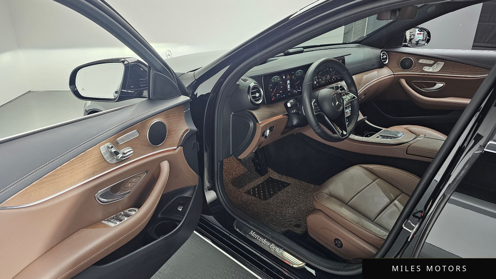 Mercedes-Benz E-Class W213 2023 — миниатюра 11