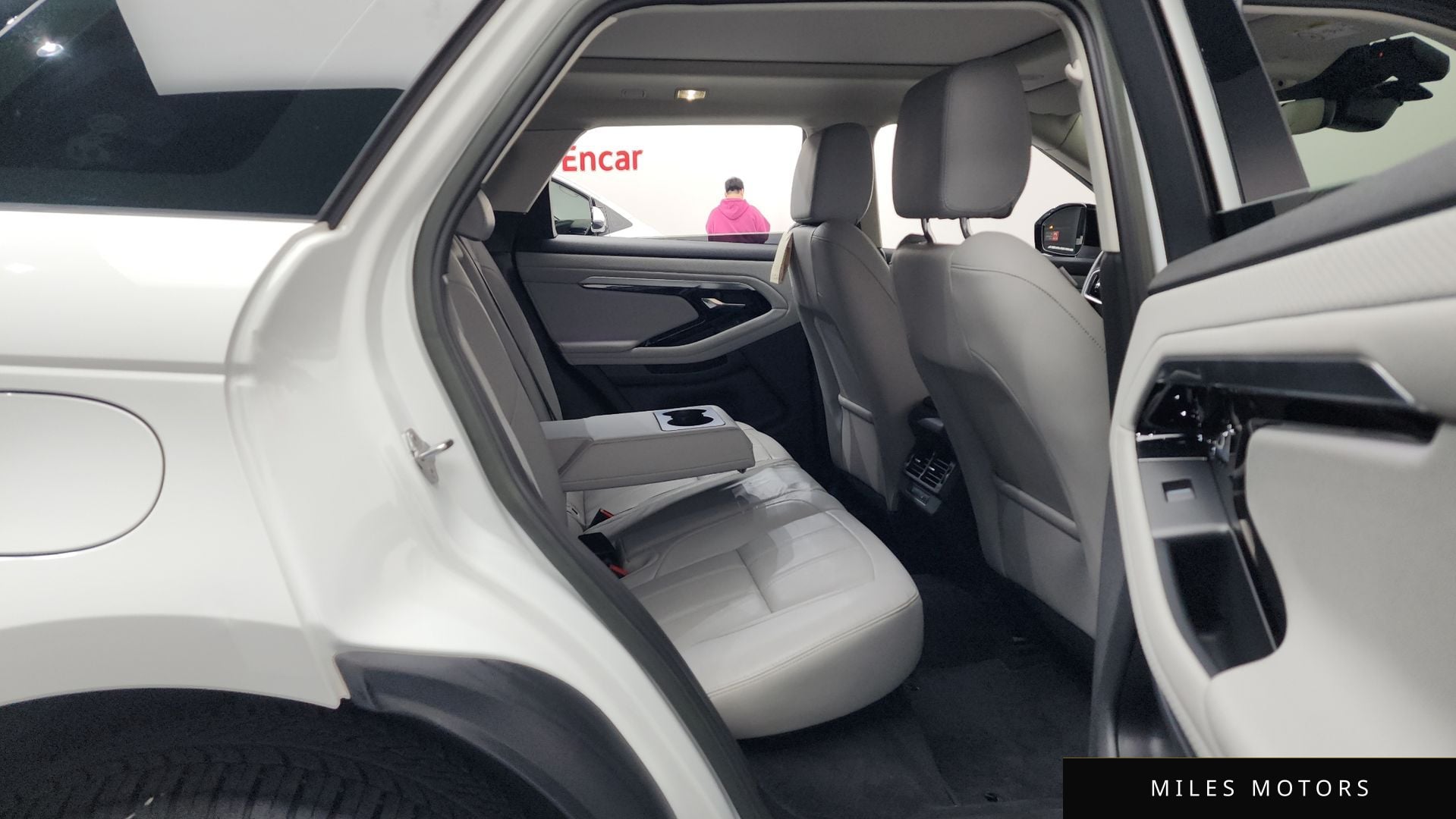 Land Rover Range Rover Evoque 2023 — миниатюра 12