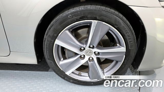 Лексус GS300 2018 — миниатюра 5