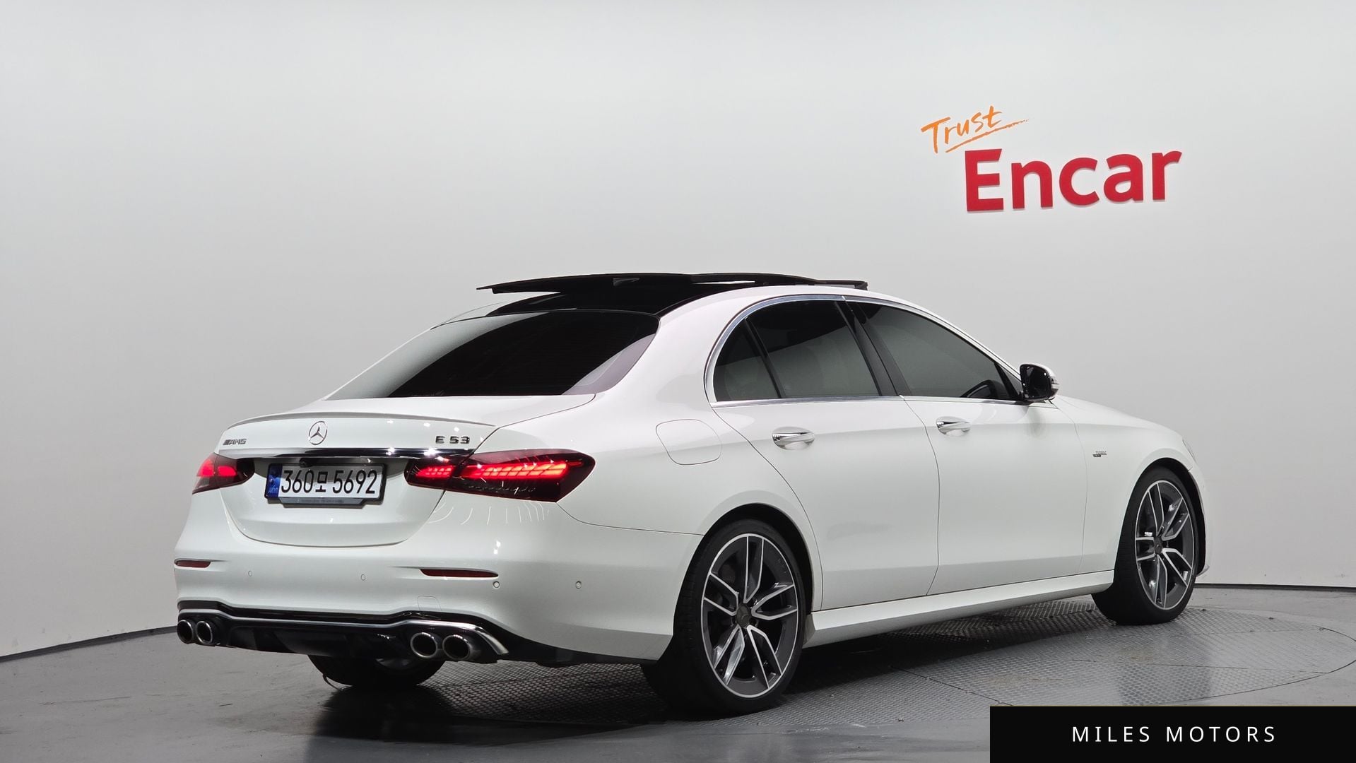 Mercedes-Benz E-Class W213 2021 — миниатюра 2