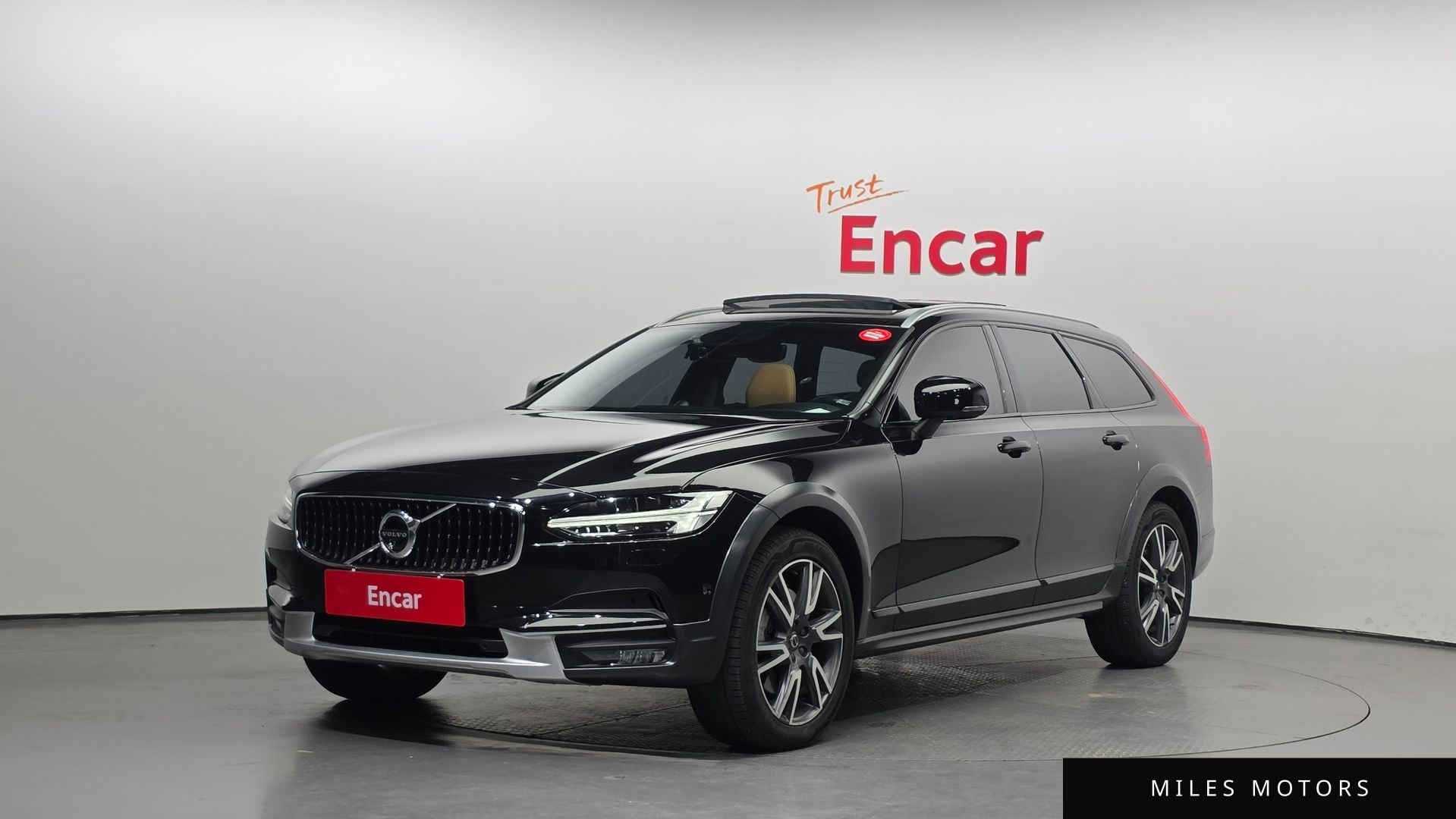 Volvo V90 2020 — фото 1 из 12