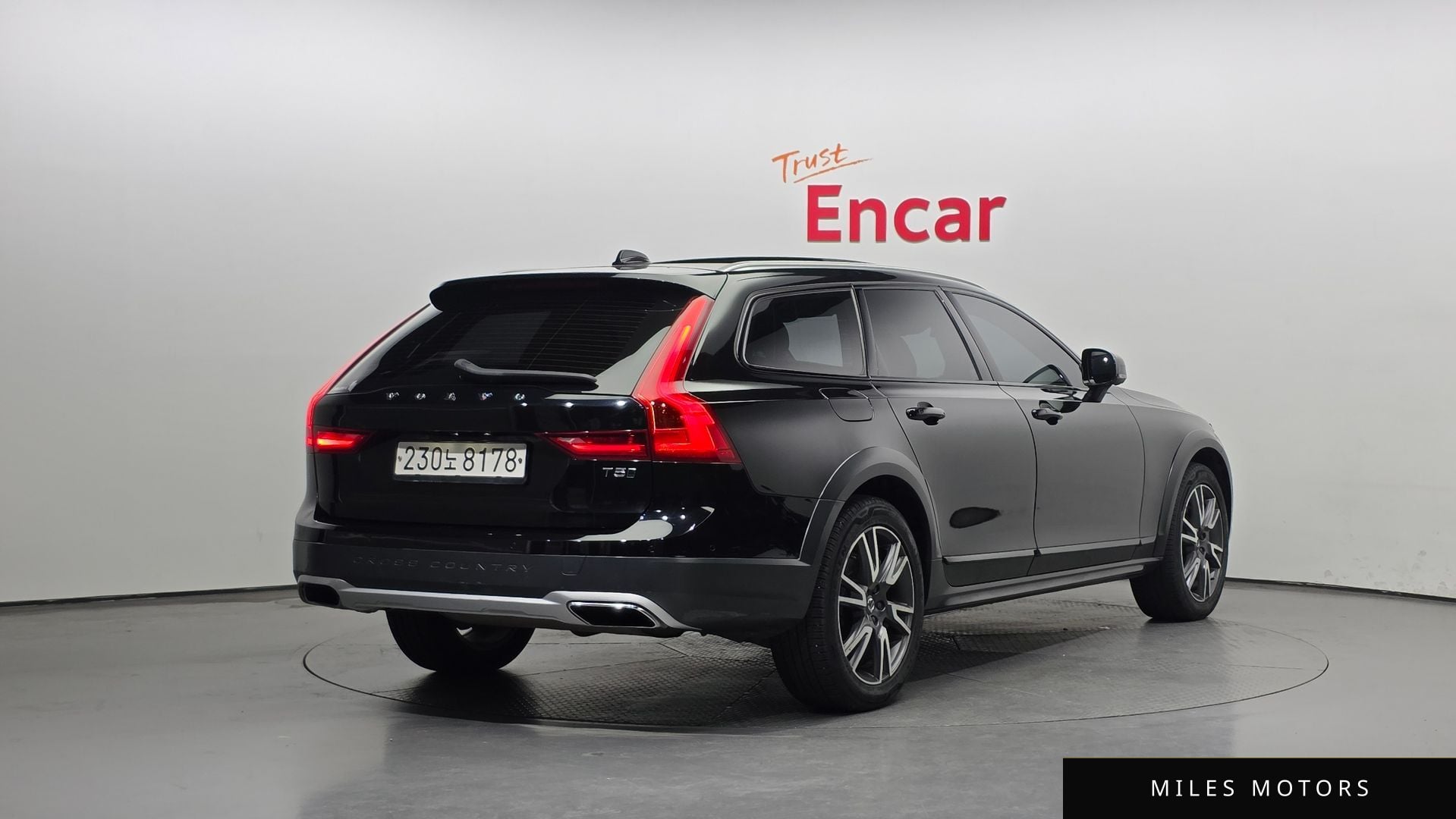 Volvo V90 2020 — миниатюра 2