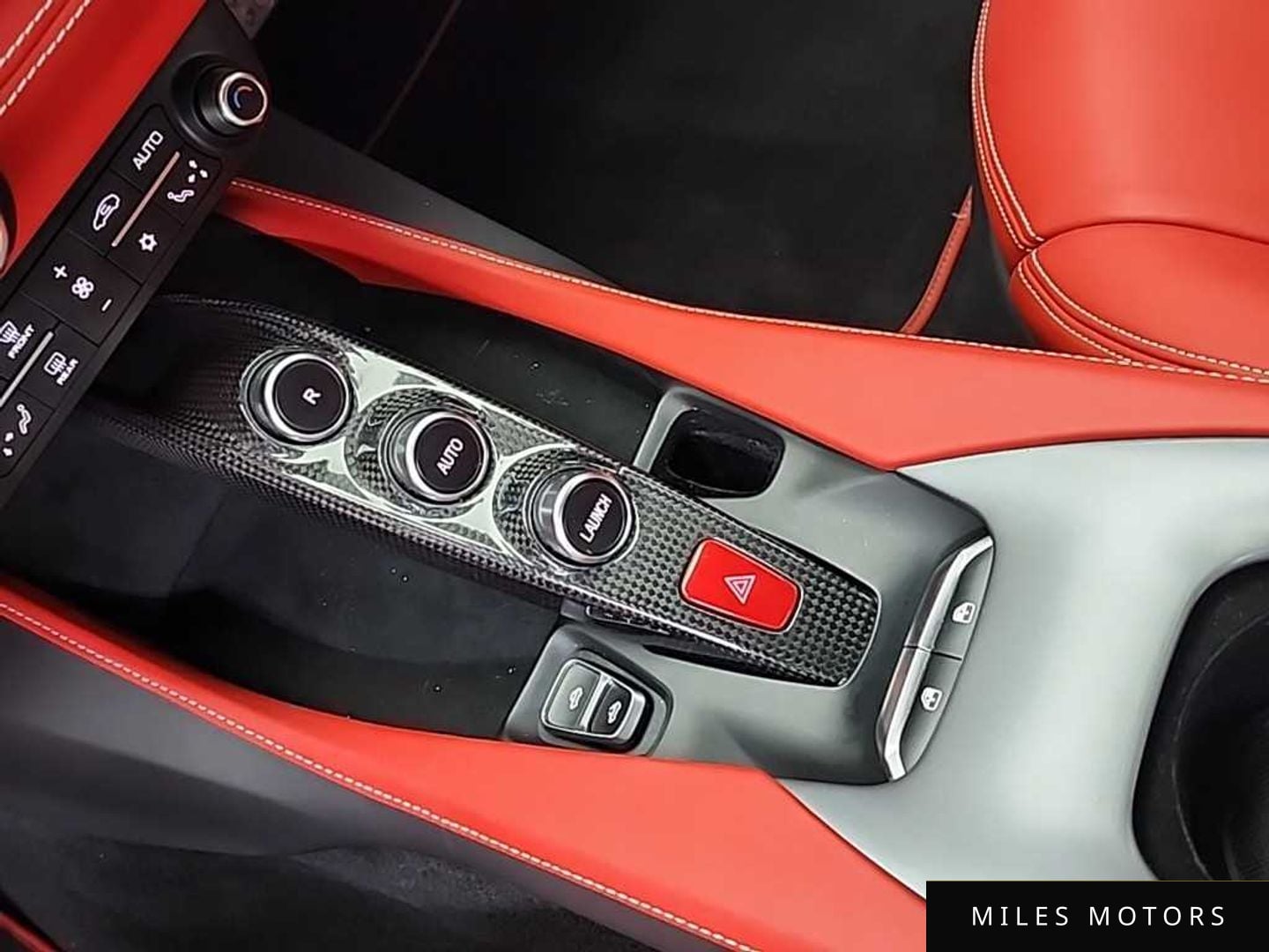 Ferrari 포르토피노 2023 — миниатюра 9