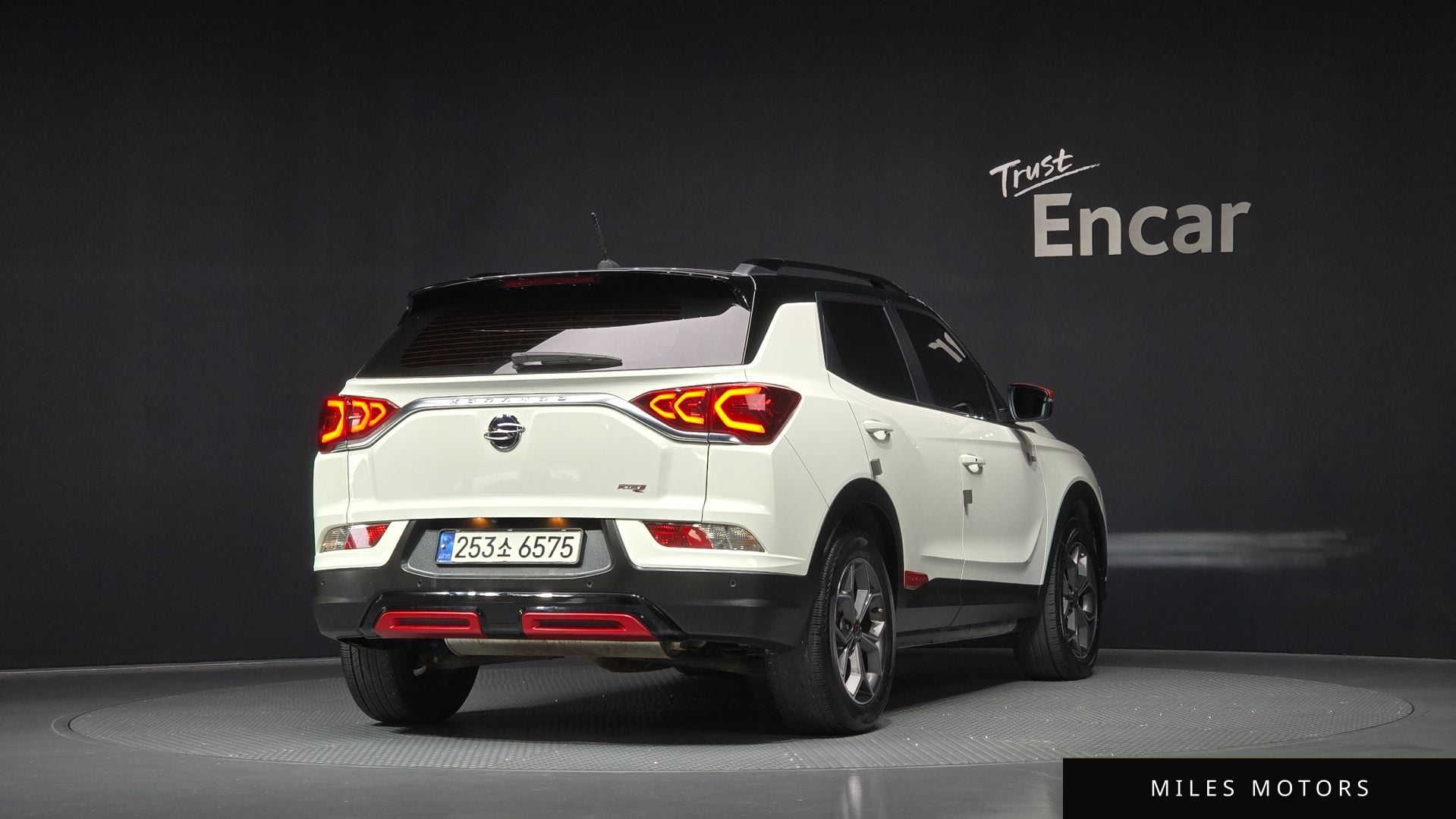 KG Mobility Beautiful Korando 2022 — миниатюра 2