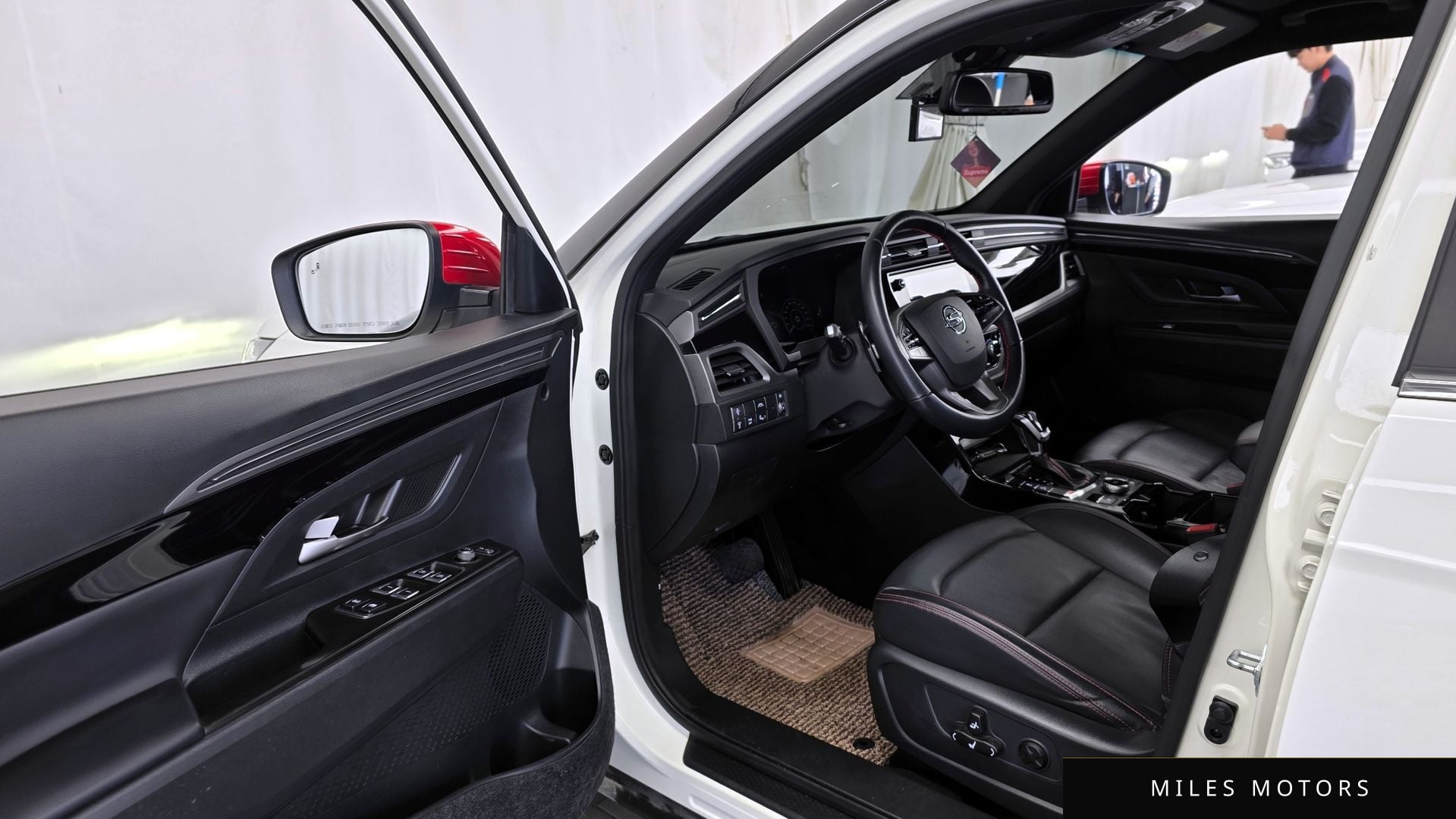 KG Mobility Beautiful Korando 2022 — миниатюра 10