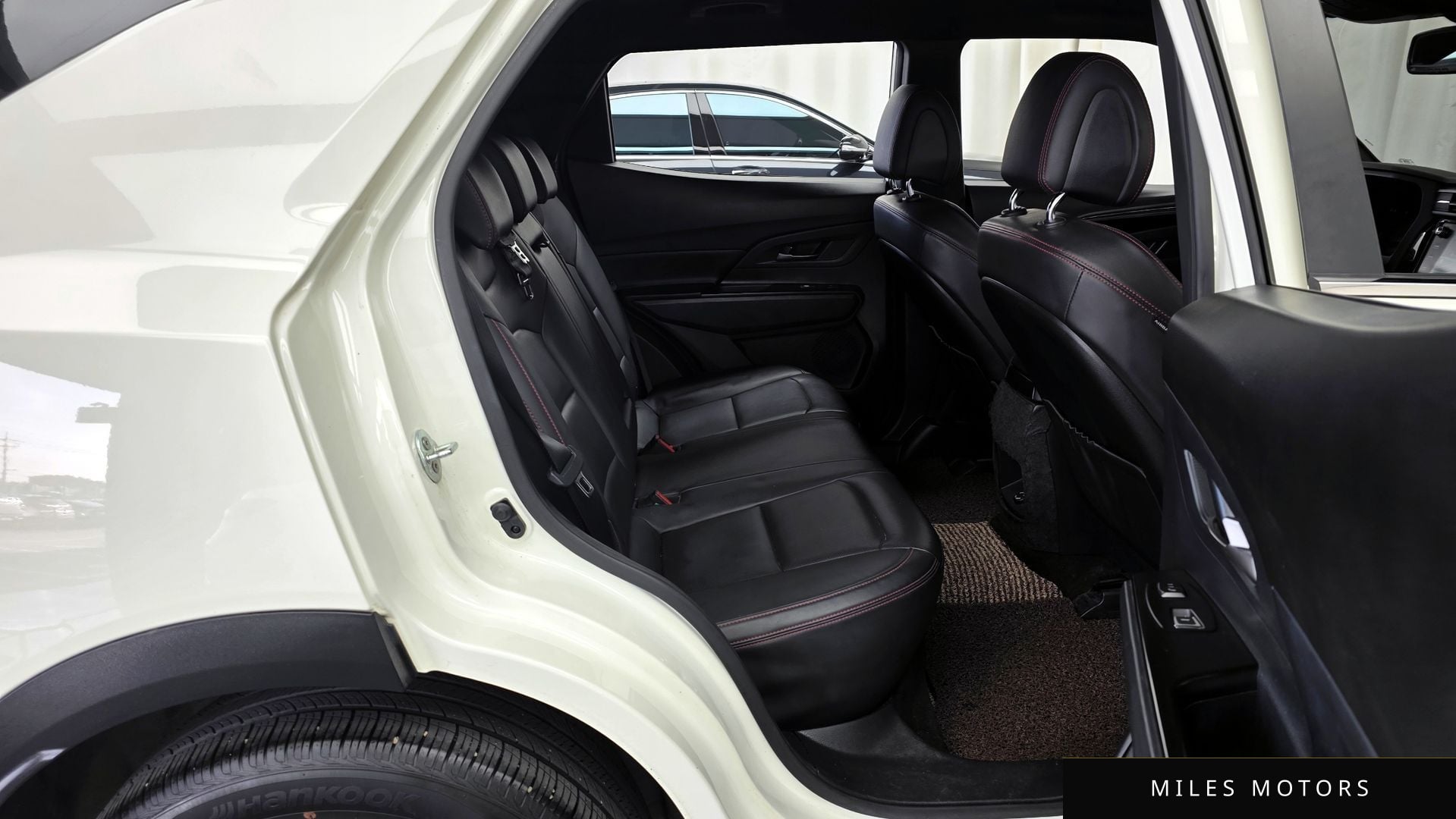 KG Mobility Beautiful Korando 2022 — миниатюра 12
