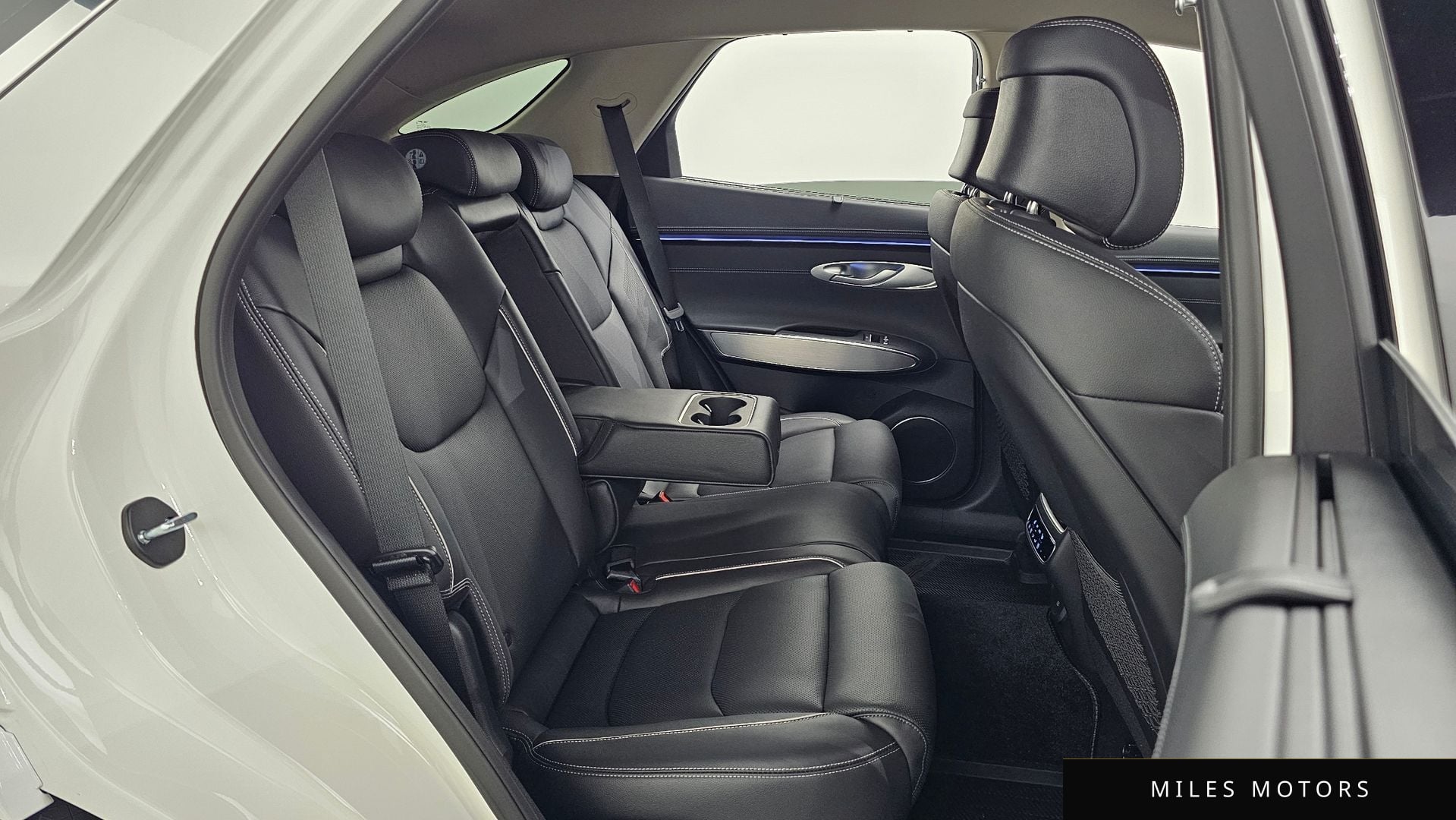 Genesis GV70 2025 — миниатюра 12
