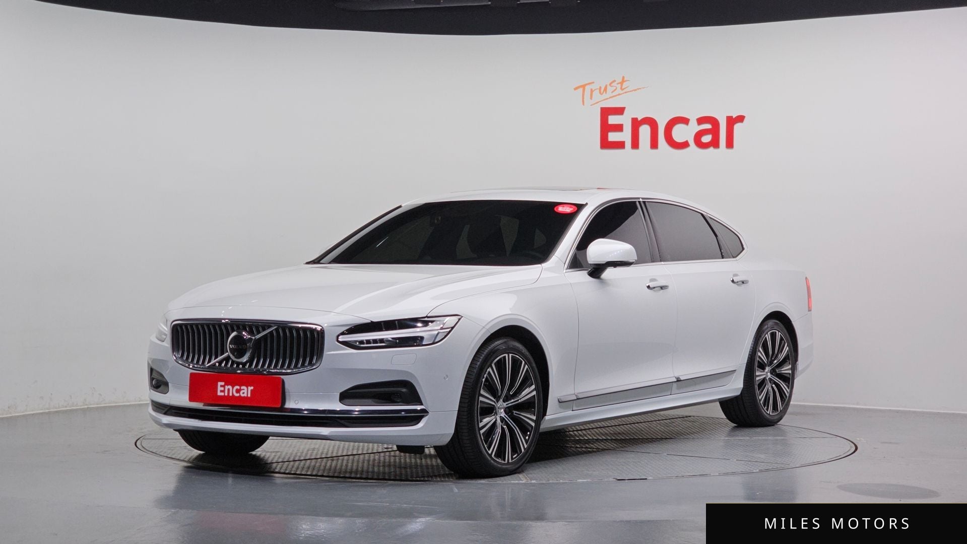 Volvo S90 2021 — фото 1 из 12