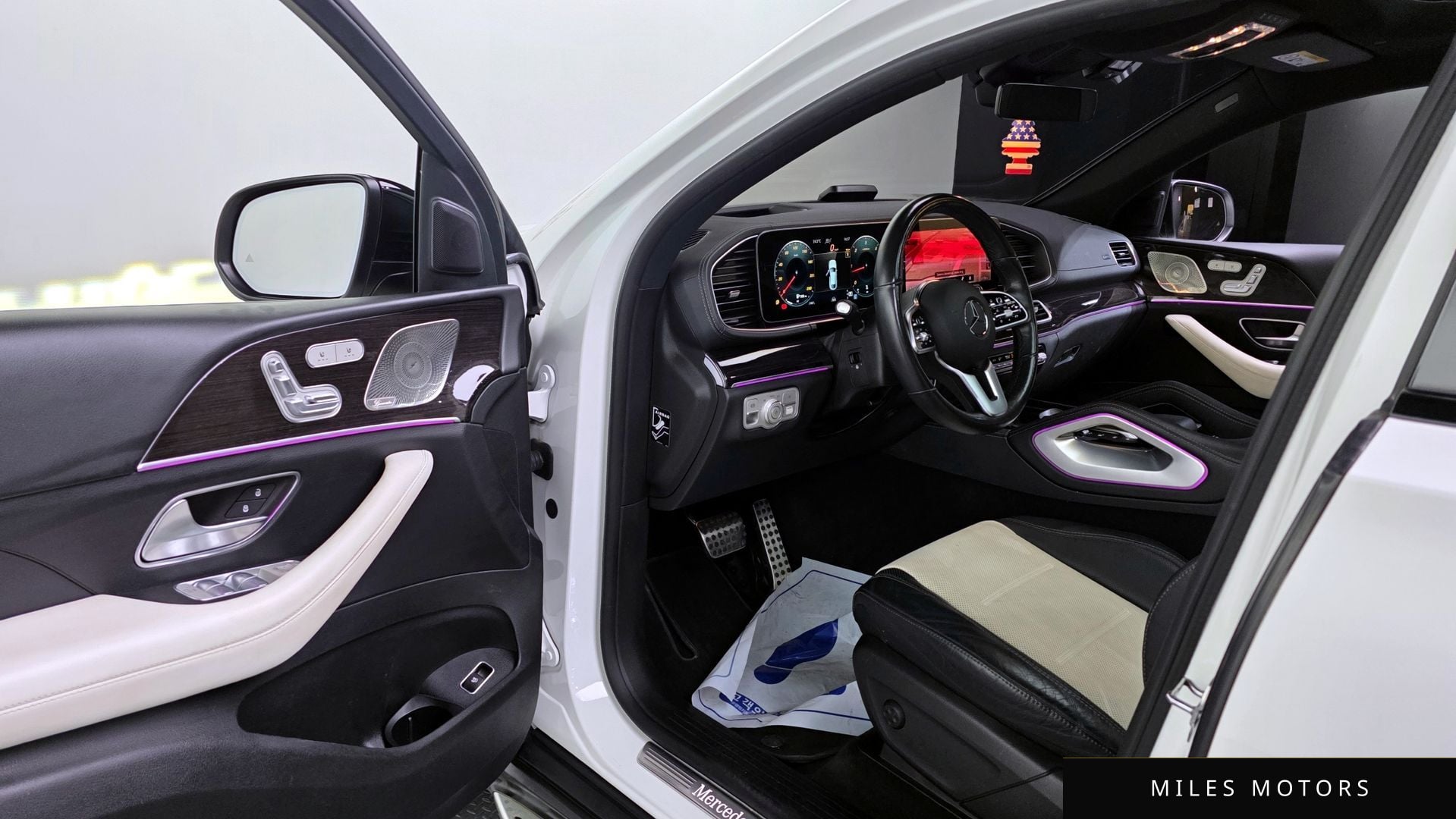 Mercedes-Benz GLE-Class W167 2022 — миниатюра 10