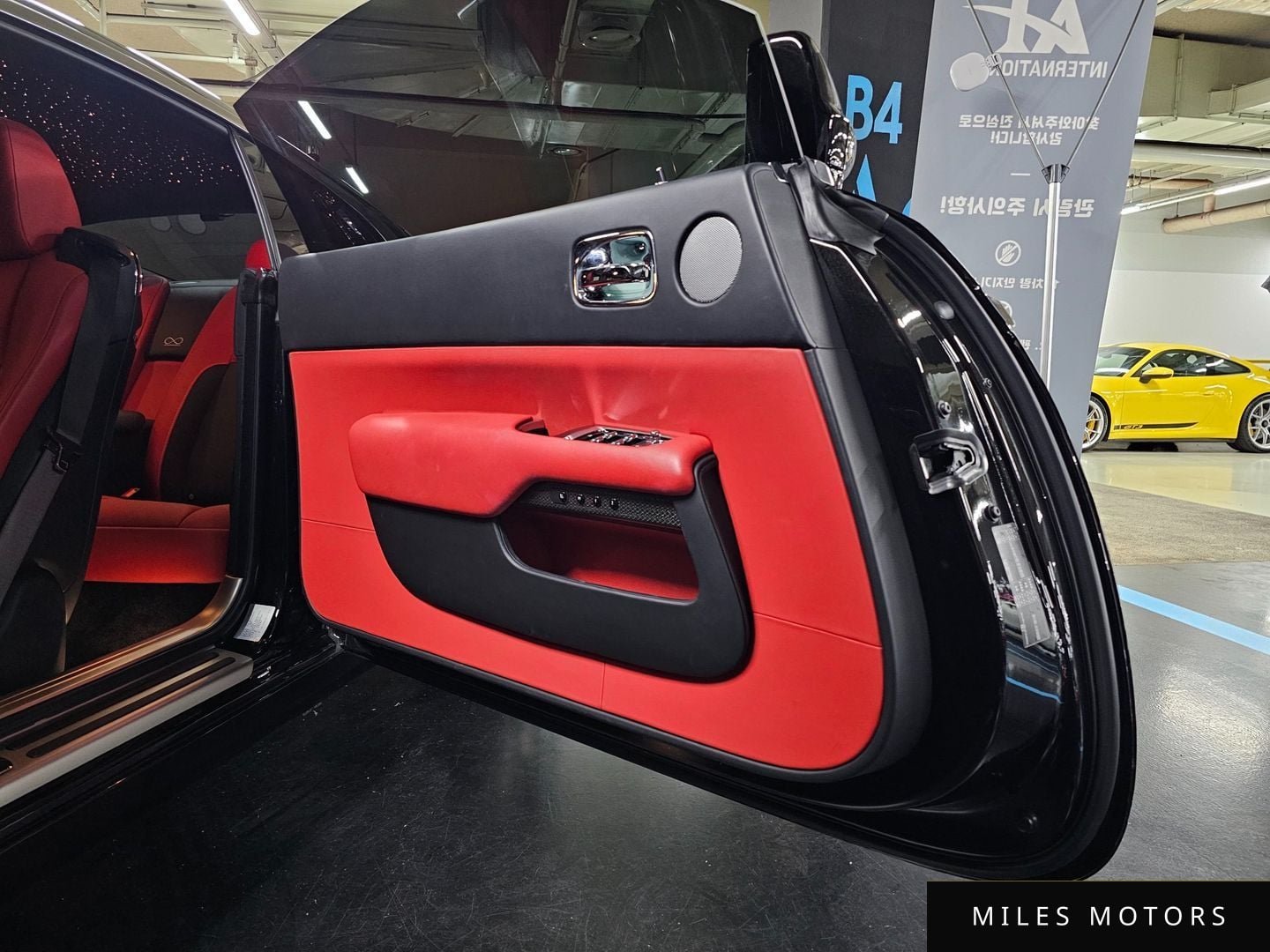 Rolls-Royce Wraith 2019 — миниатюра 8