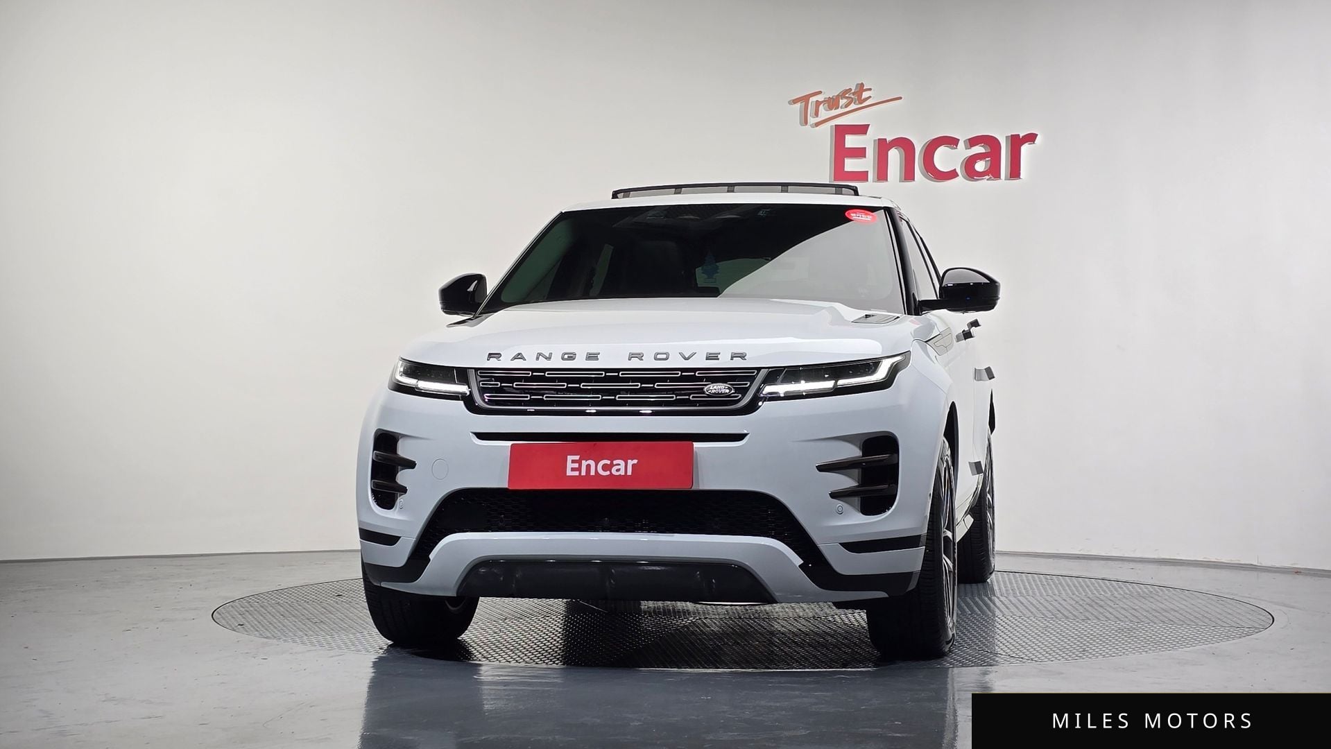Land Rover 레인지로버 이보크 2024 — миниатюра 2