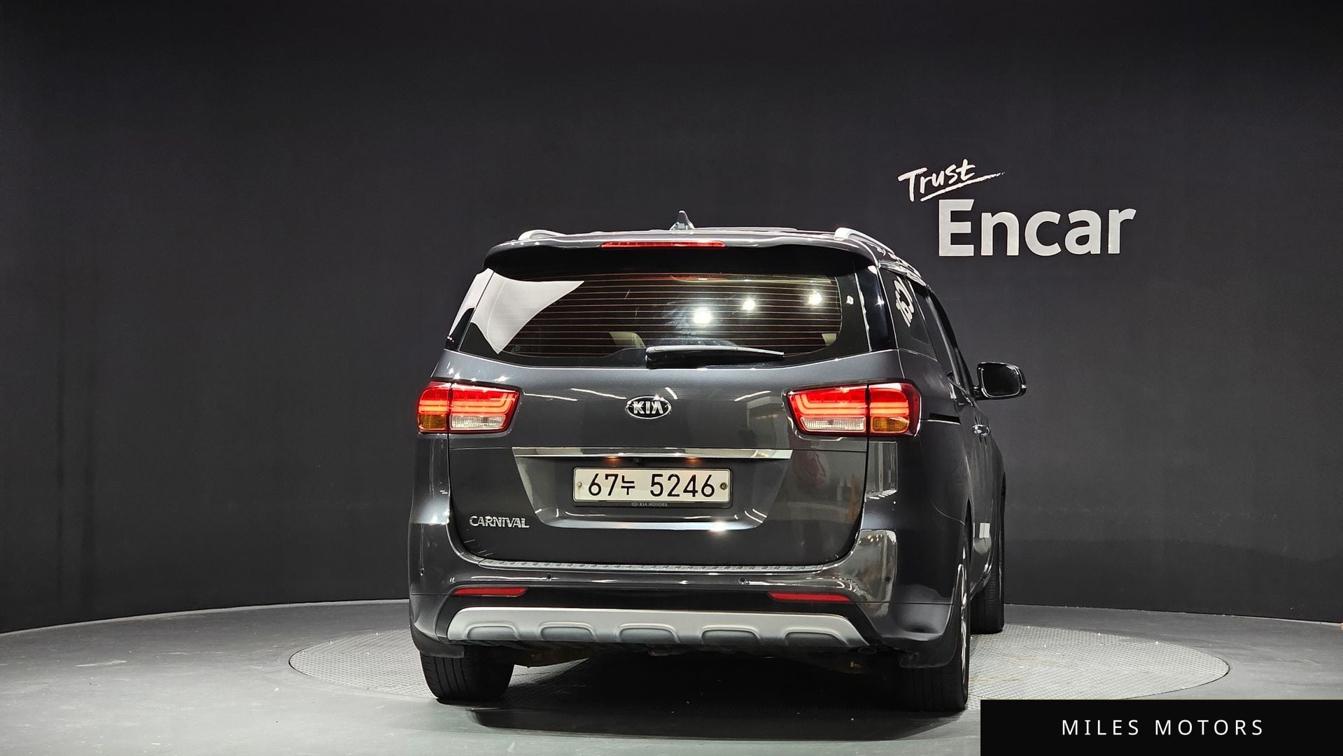 Kia Canival 2015 — миниатюра 4