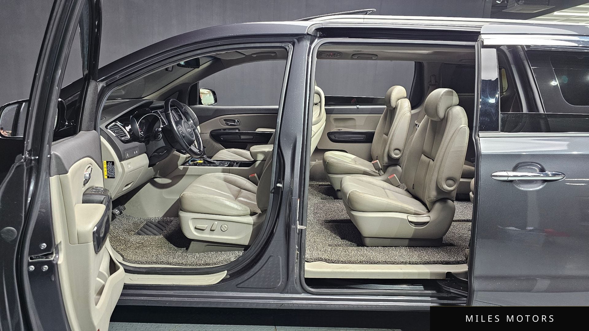 Kia Canival 2015 — миниатюра 10