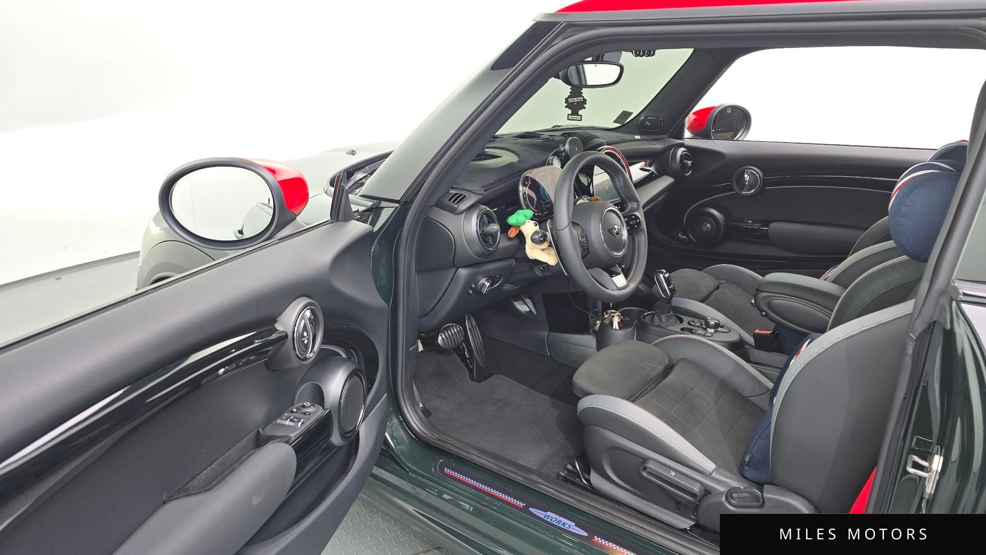 MINI Cooper S 2024 — миниатюра 10