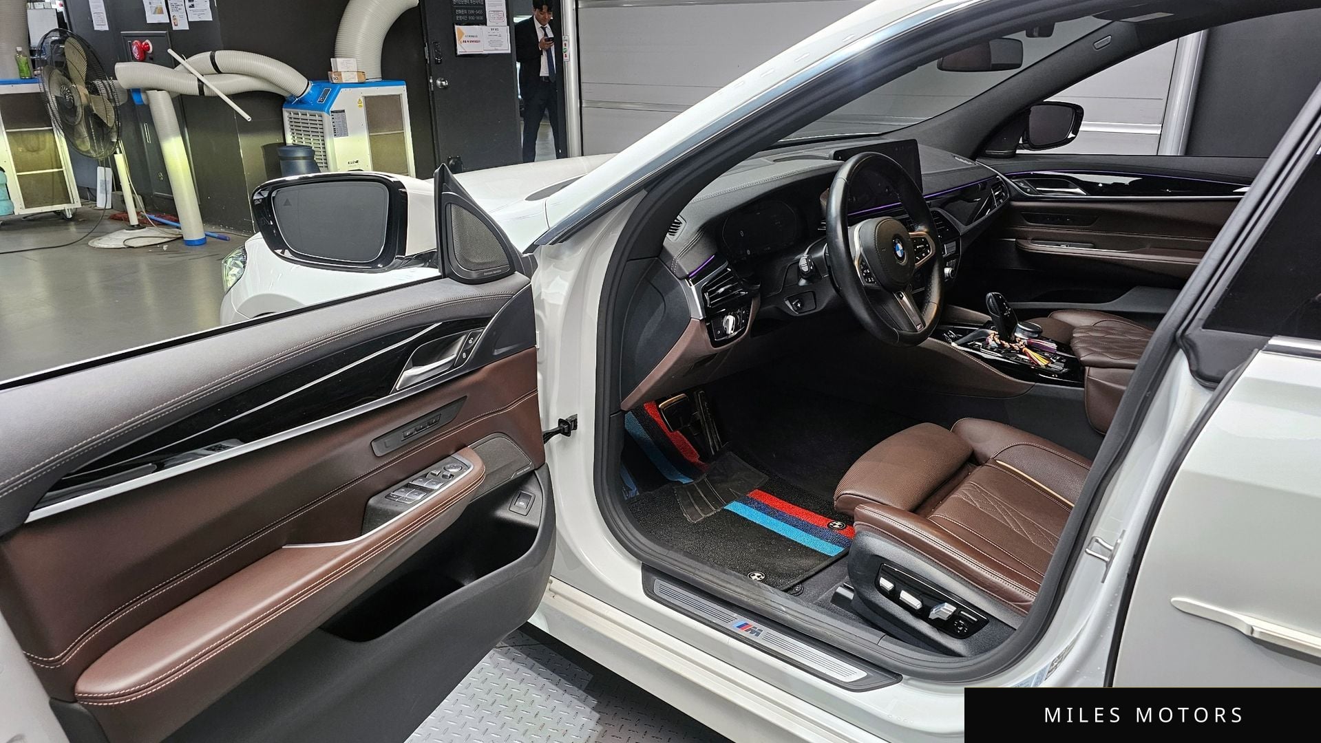 BMW 6 Series GT (G32) 2022 — миниатюра 10