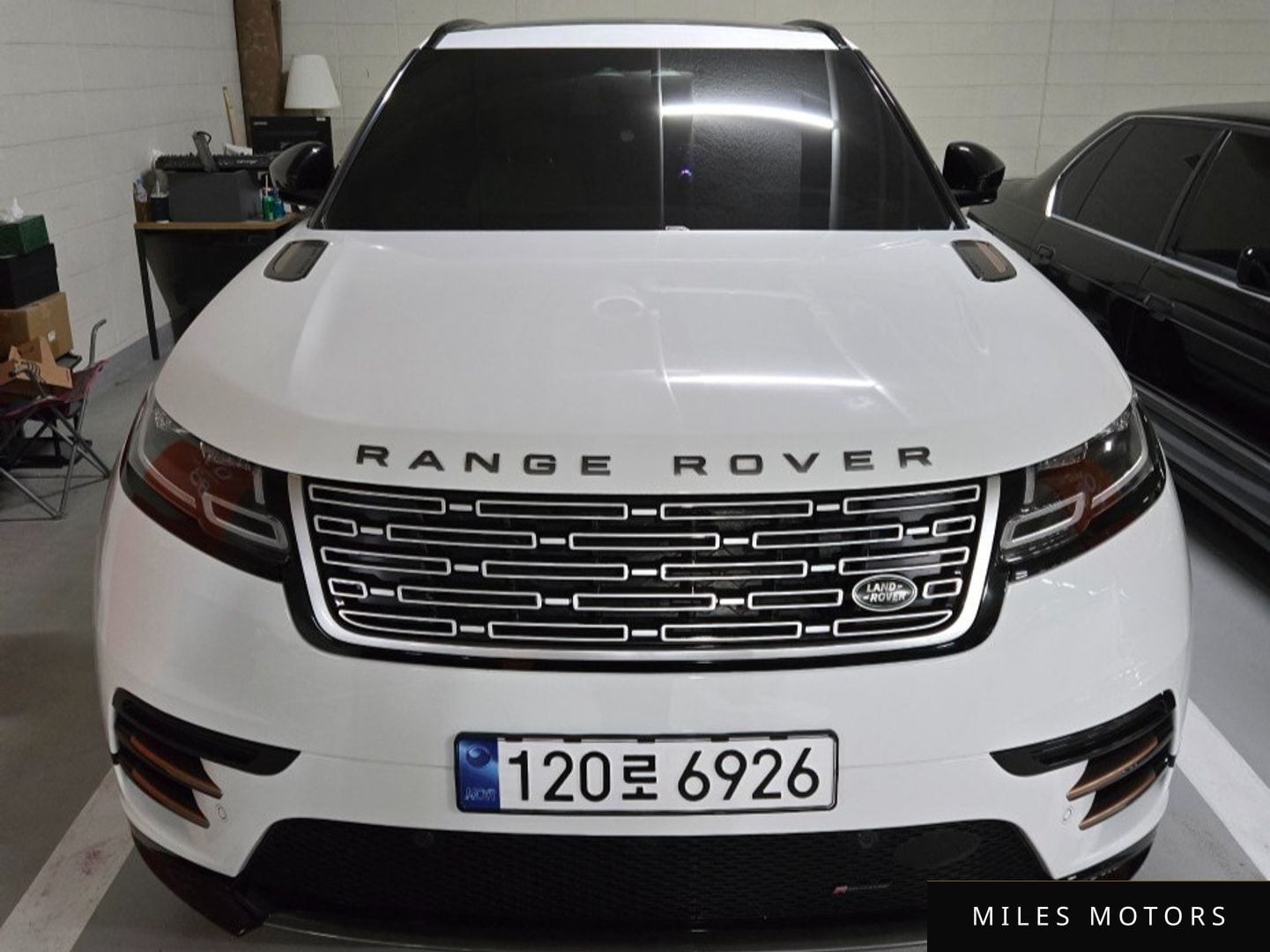 Land Rover Range Rover Velar 2023 — фото 1 из 11