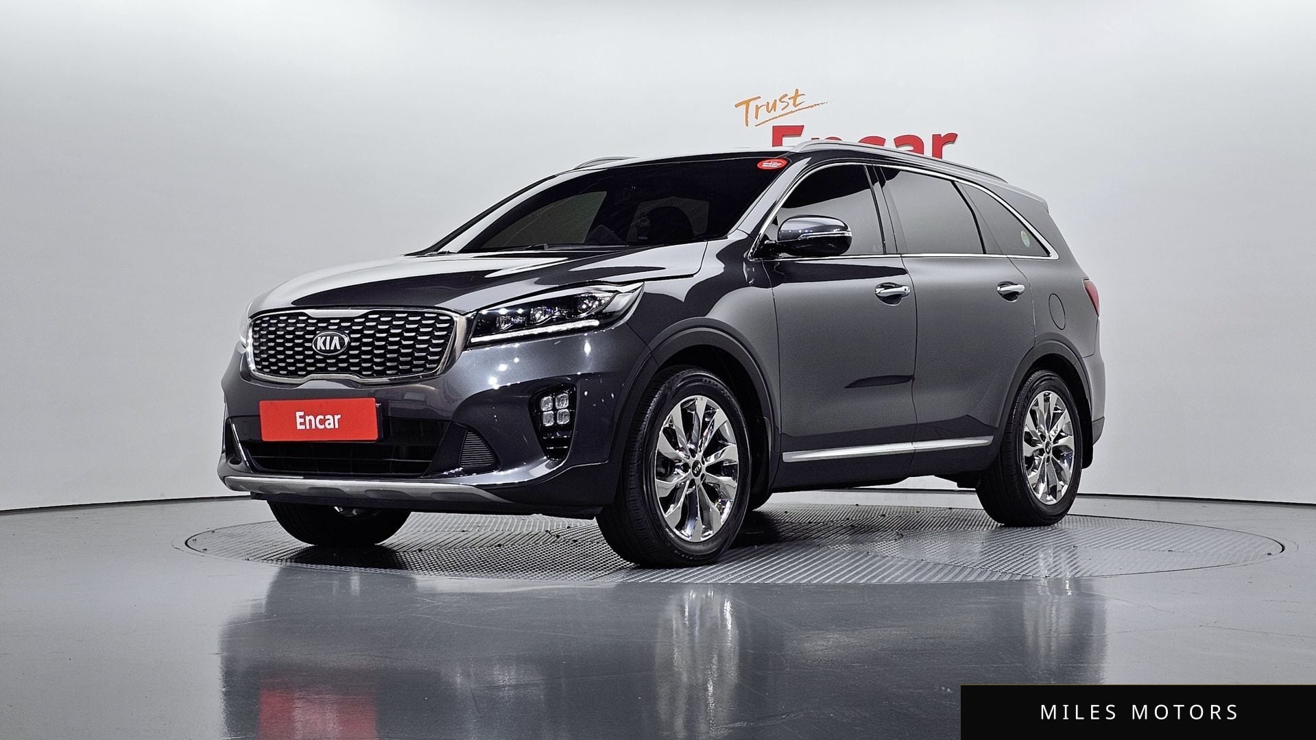 Kia Sorento 2018 — фото 1 из 12