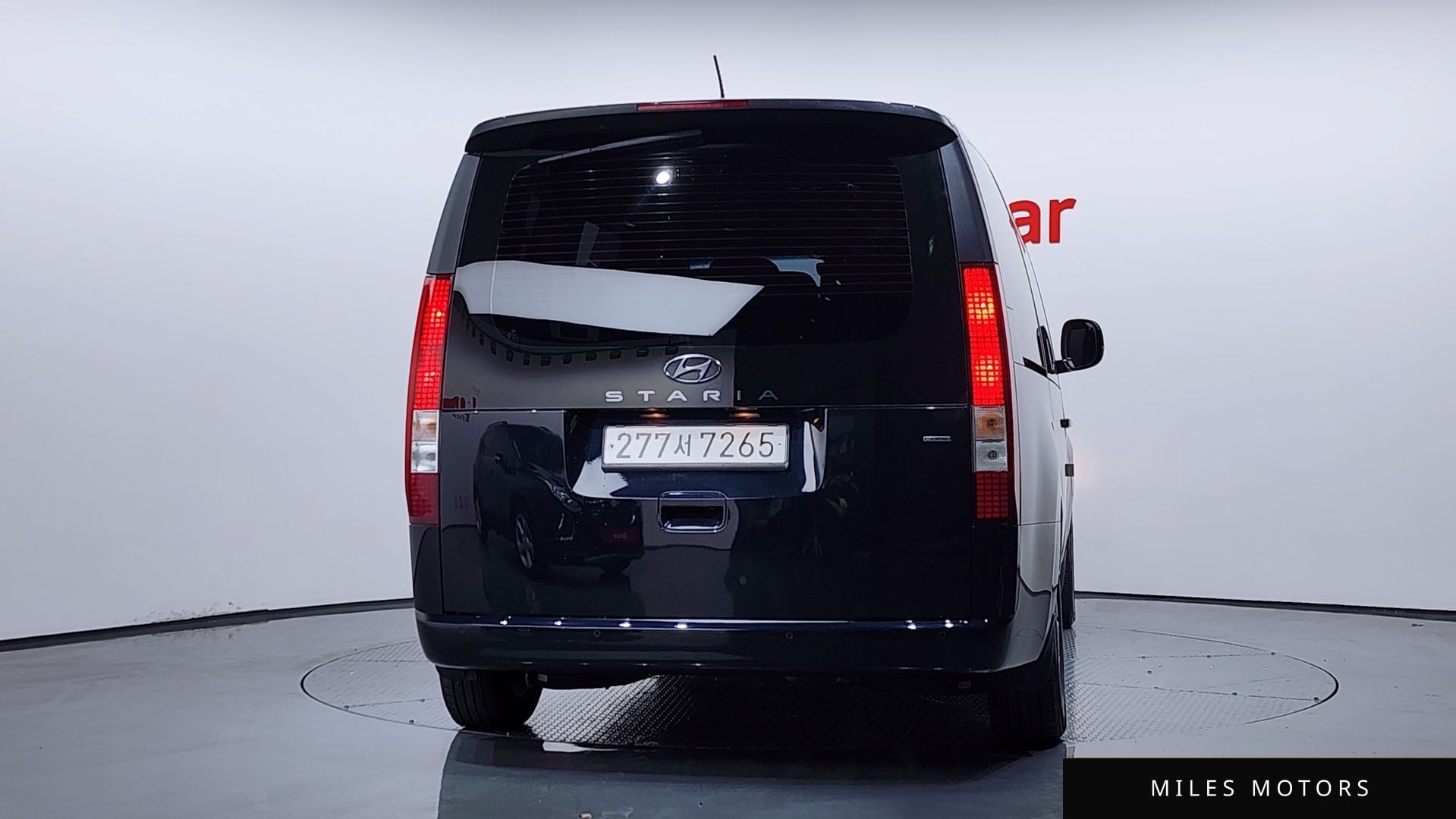 Hyundai Staria 2023 — миниатюра 4