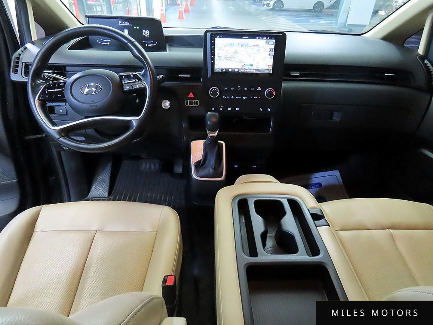 Hyundai Staria 2023 — миниатюра 7