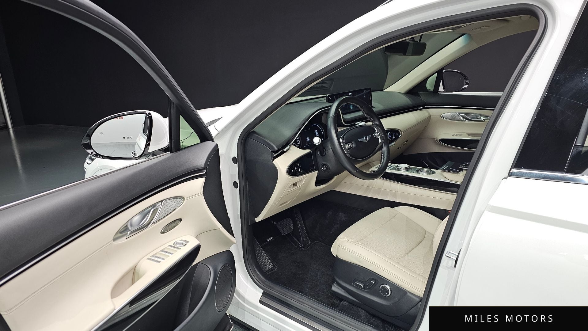 Genesis GV70 2023 — миниатюра 11