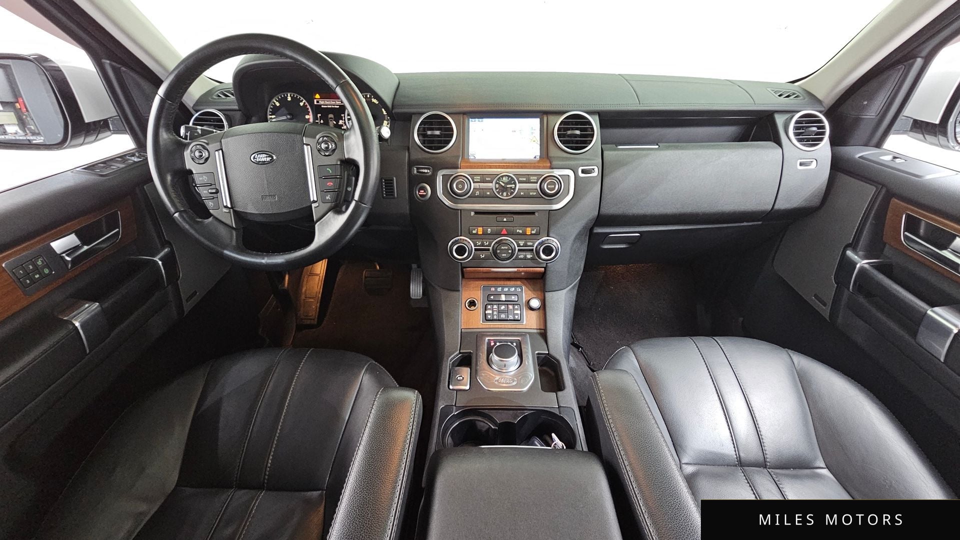 Land Rover Discovery 2016 — миниатюра 7
