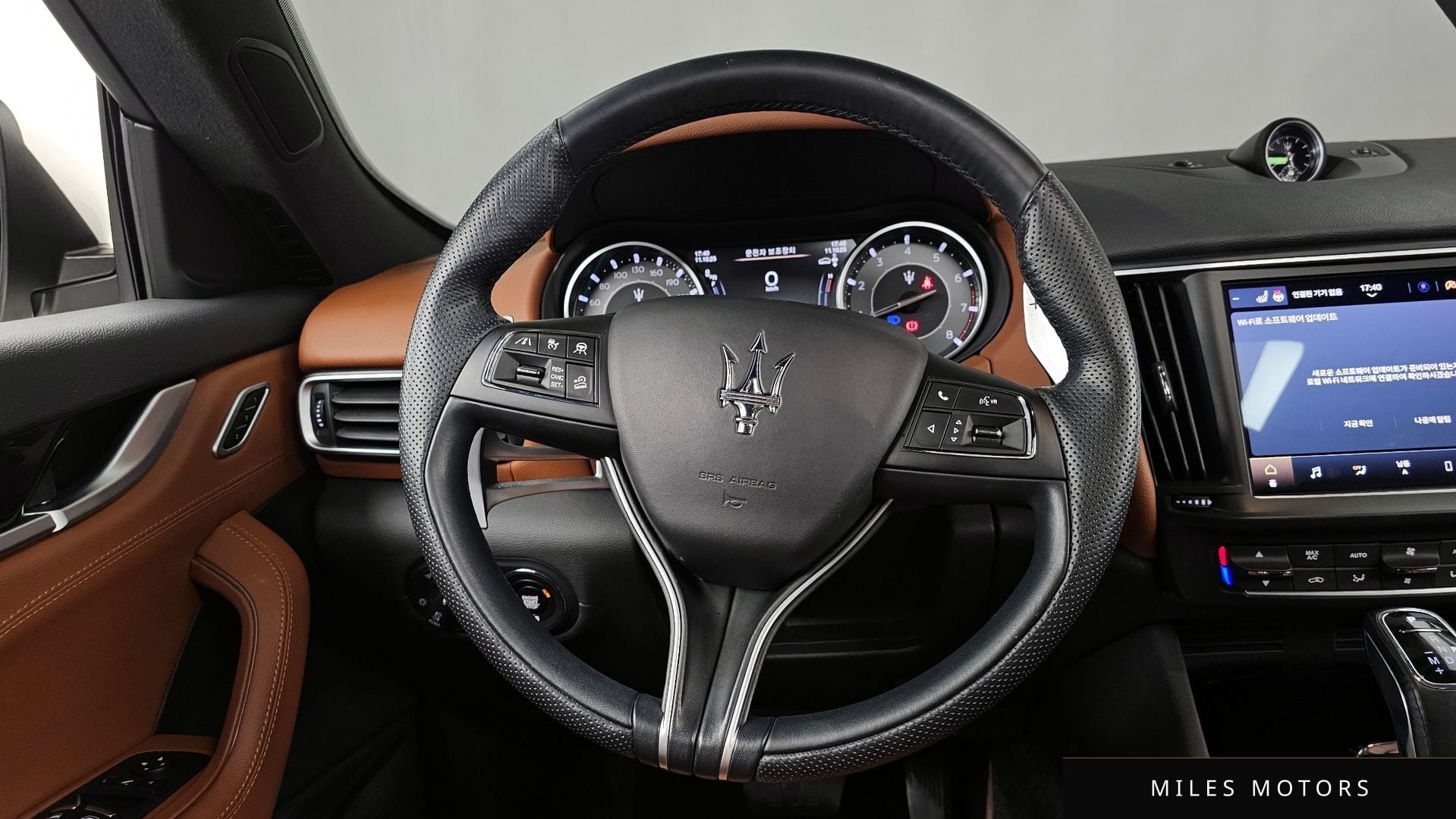 Maserati 르반떼 2022 — миниатюра 13