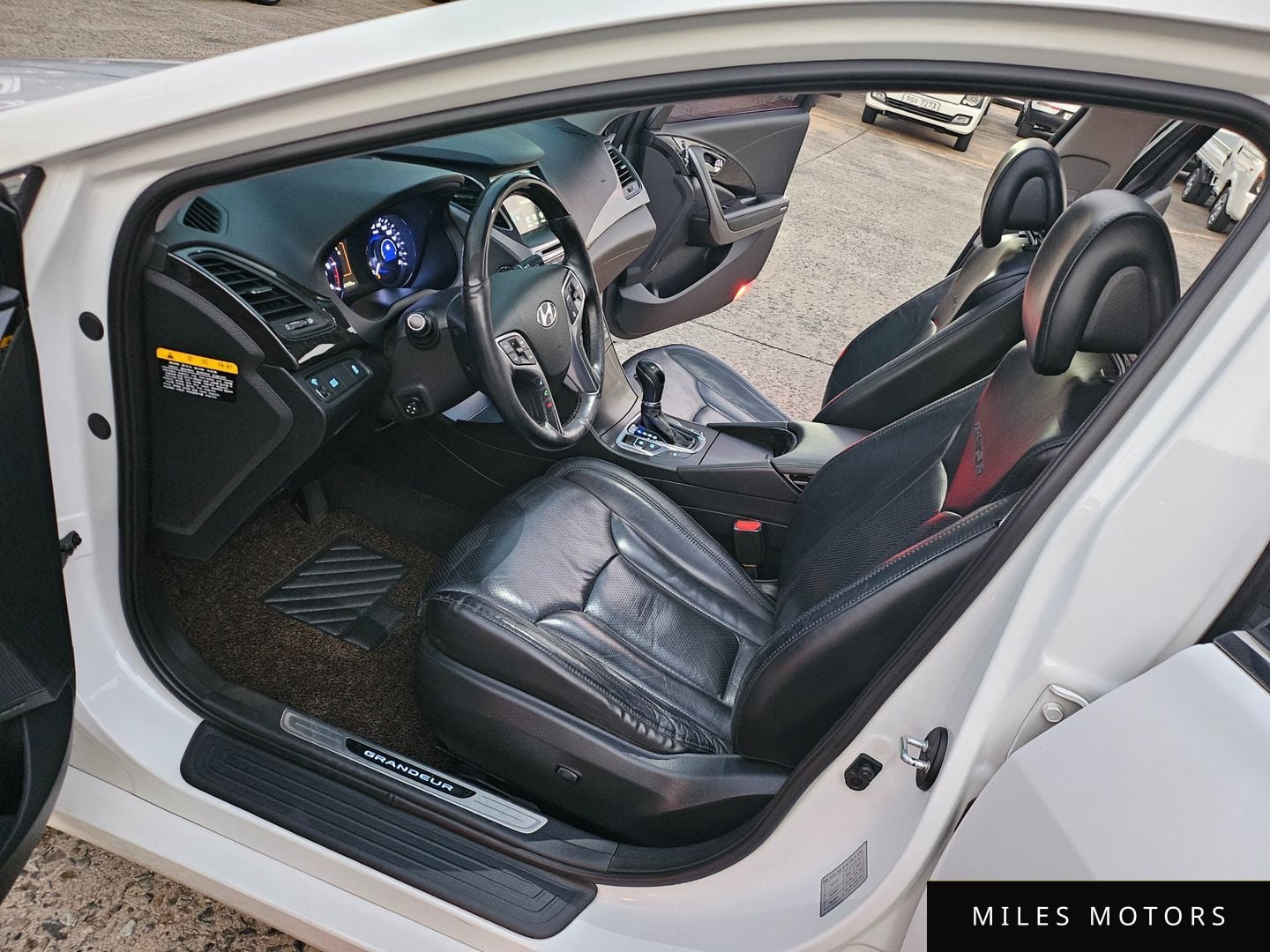 Hyundai Grandeur 2015 — миниатюра 9