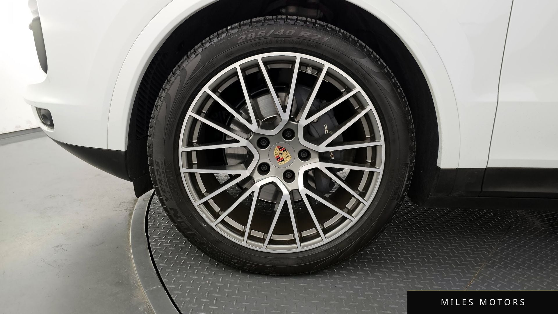 Porsche 카이엔 (PO536) 2023 — миниатюра 5