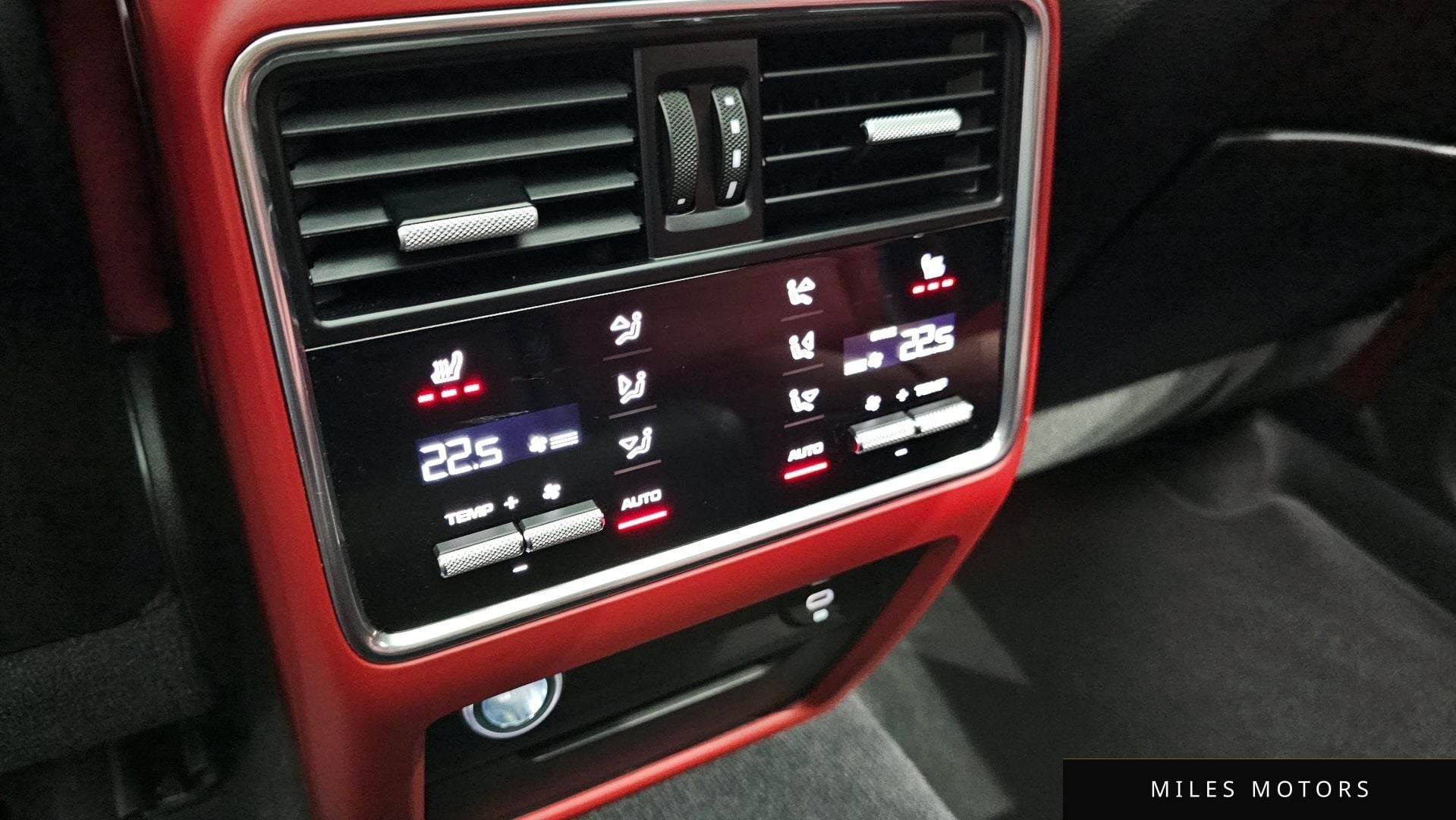 Porsche 카이엔 (PO536) 2023 — миниатюра 18