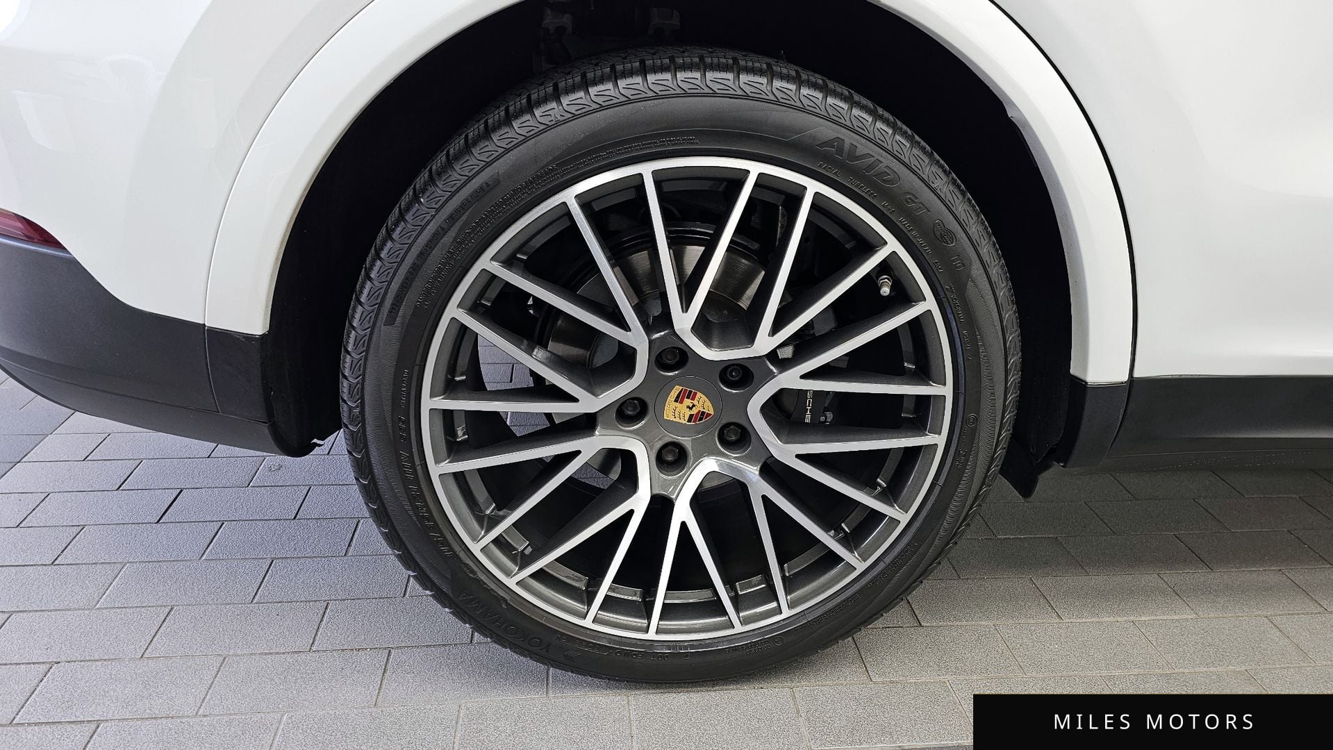 Porsche Cayenne 2020 — миниатюра 5