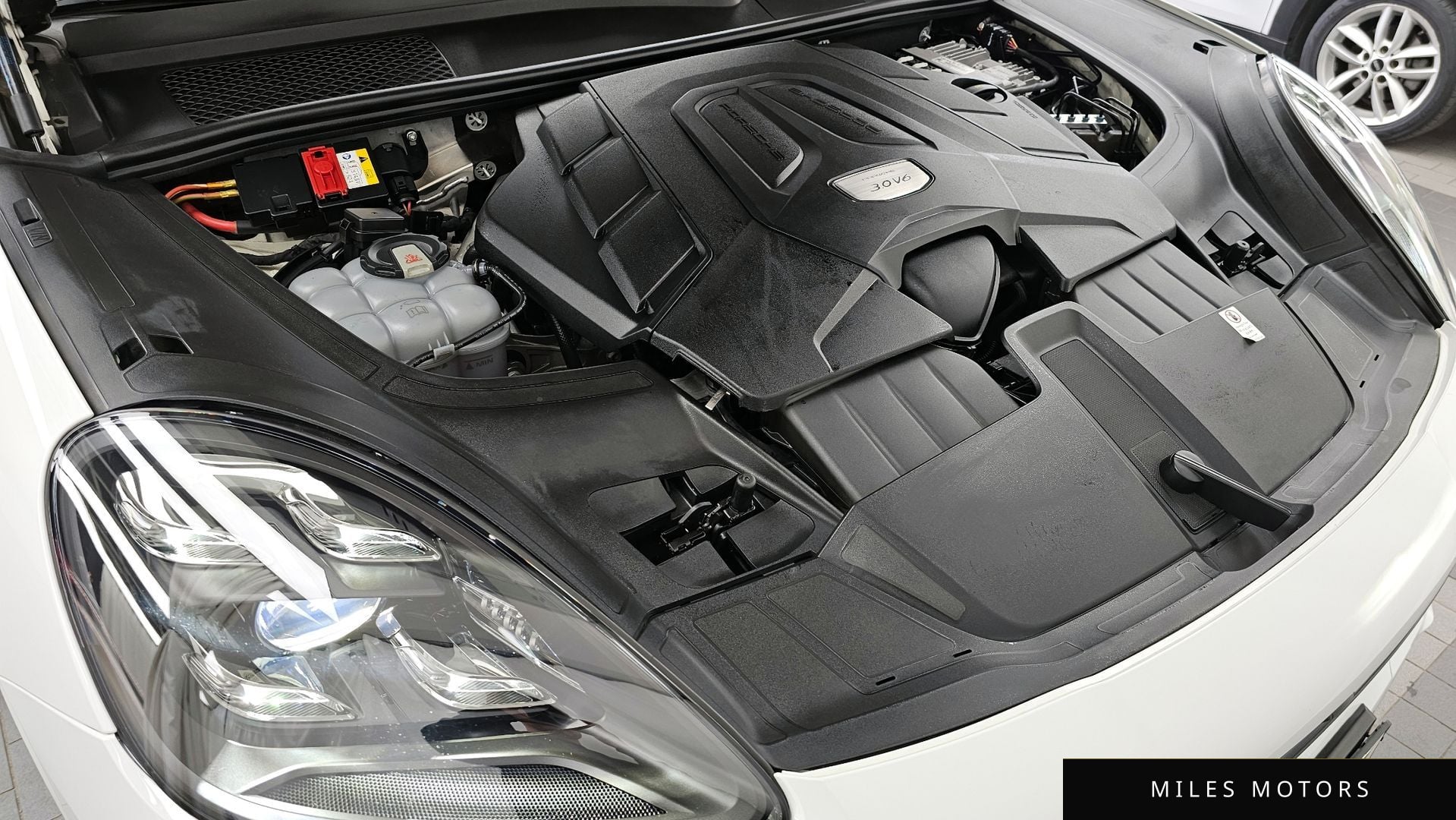Porsche Cayenne 2020 — миниатюра 6