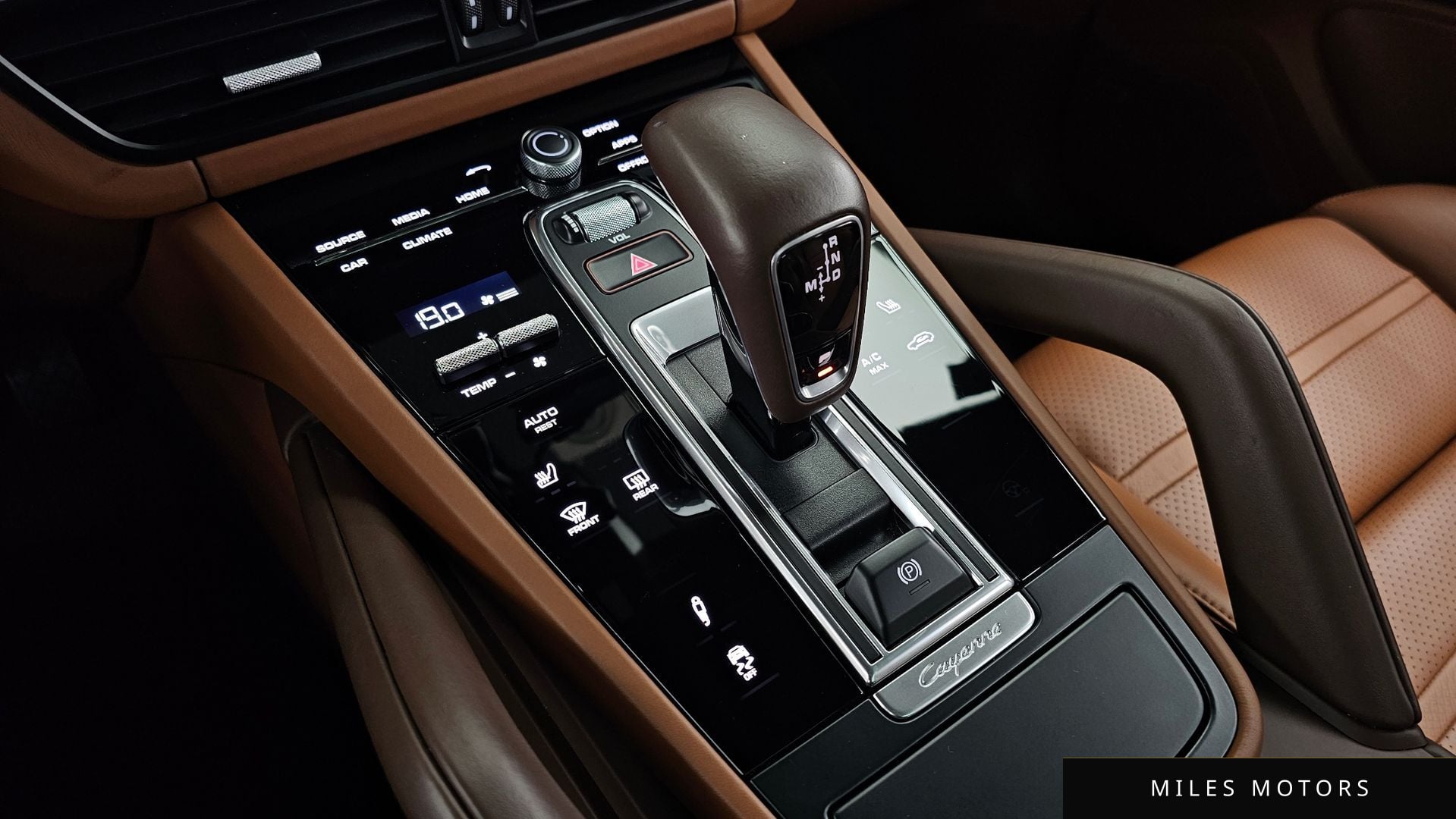 Porsche Cayenne 2020 — миниатюра 9