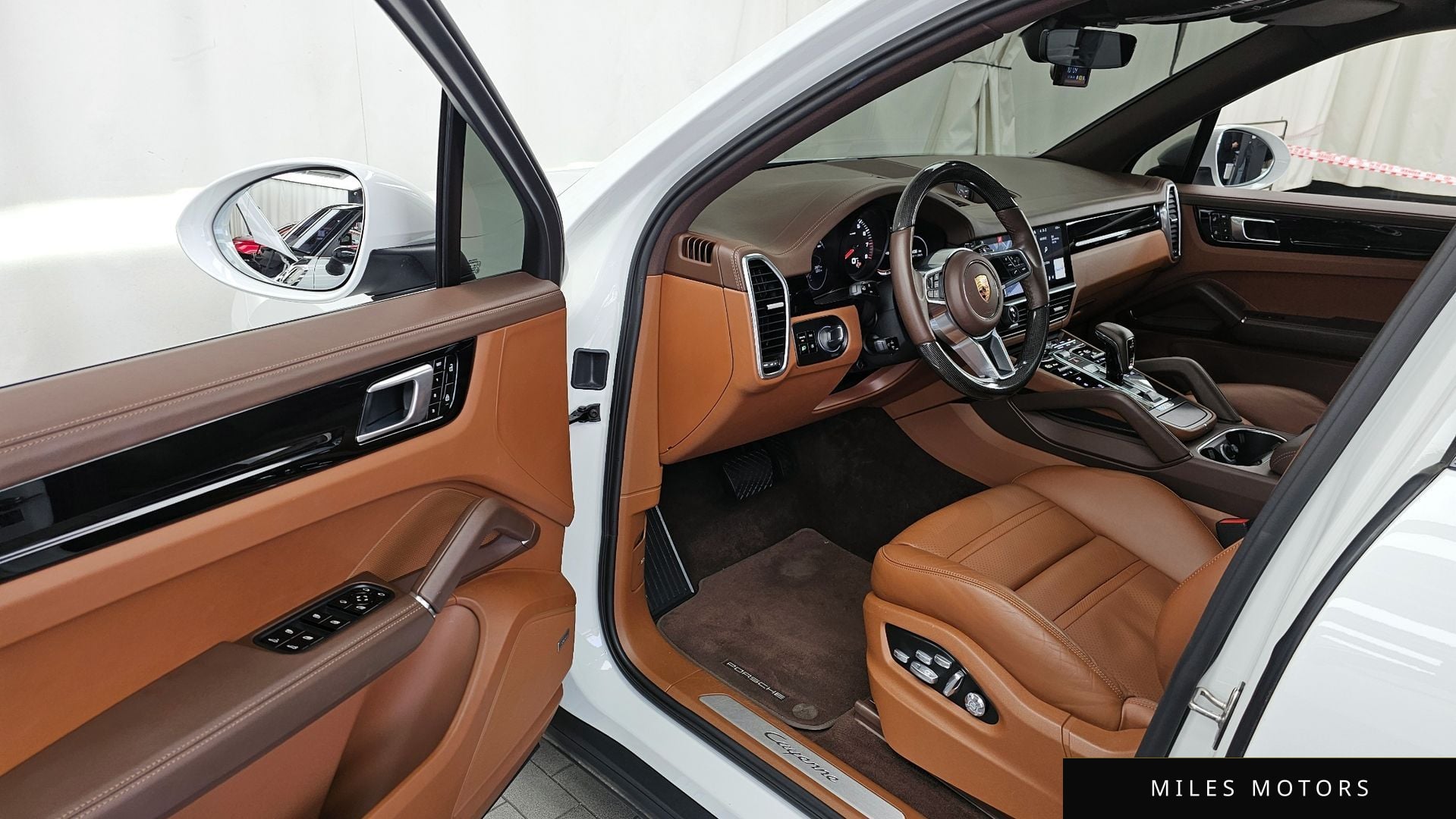 Porsche Cayenne 2020 — миниатюра 10