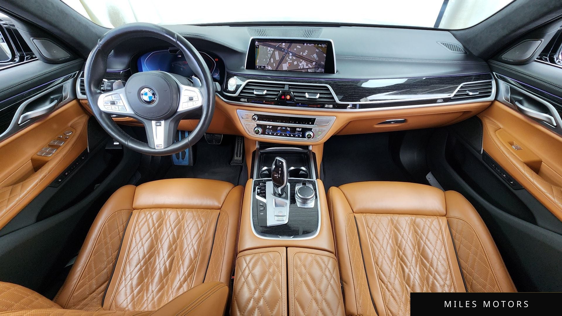 BMW 7 Series (G11) 2021 — миниатюра 7