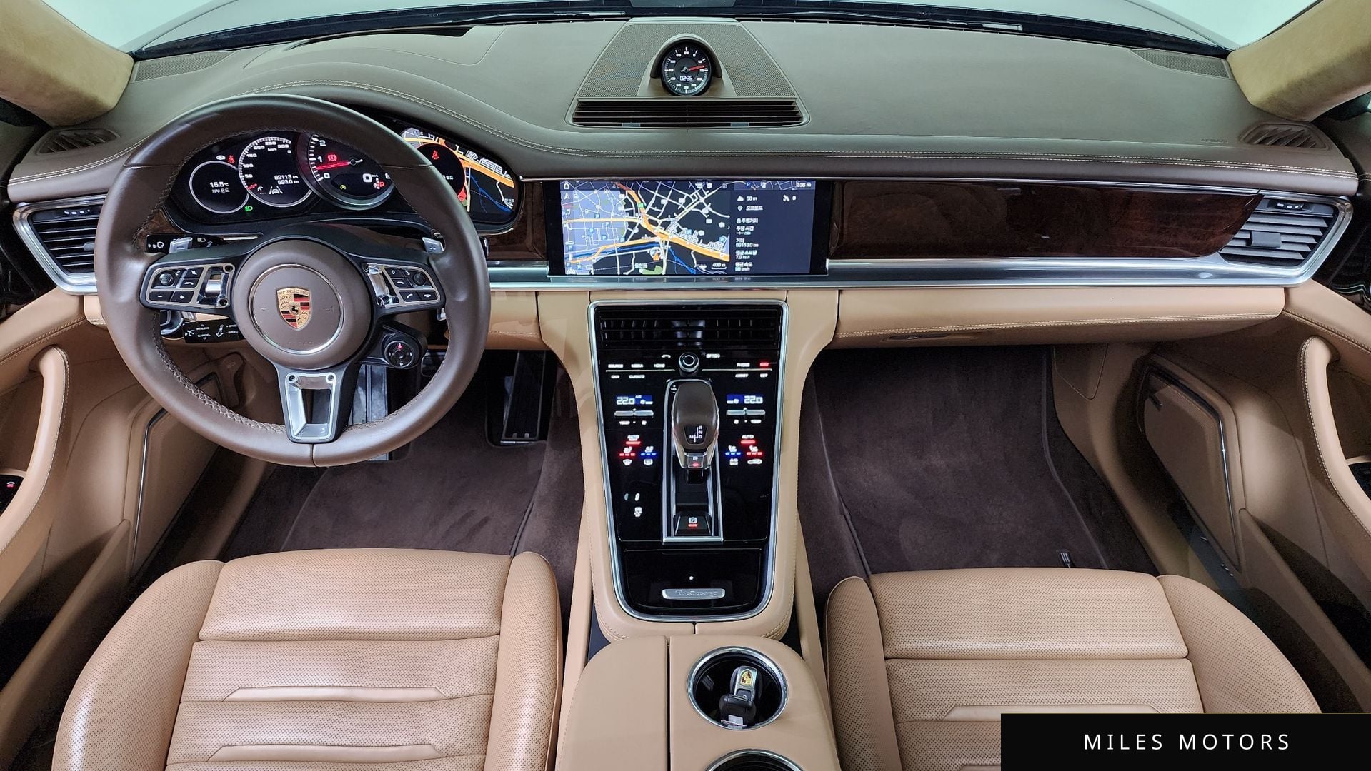 Porsche Panamera 2020 — миниатюра 7