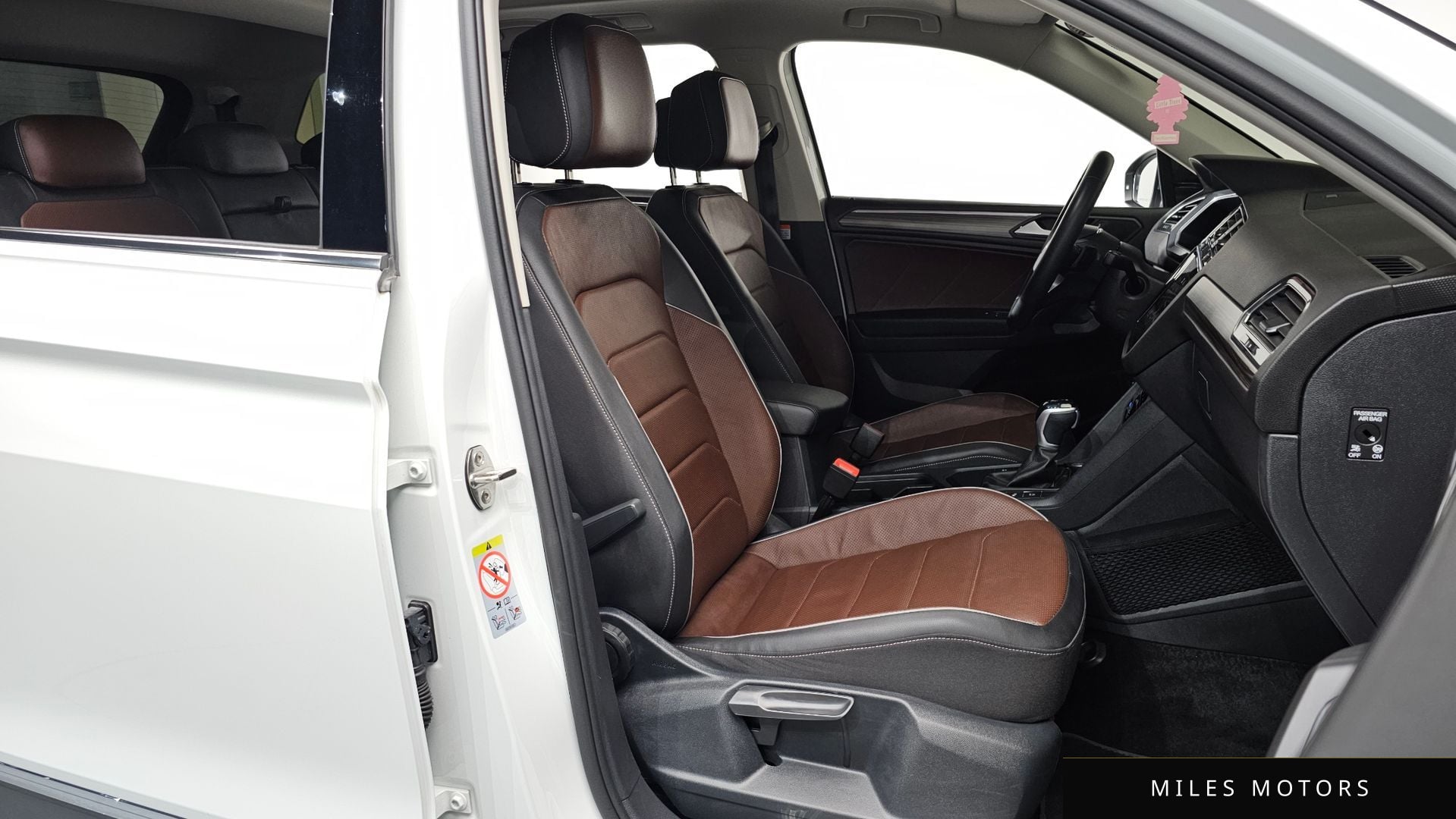 Volkswagen Tiguan 2023 — миниатюра 9