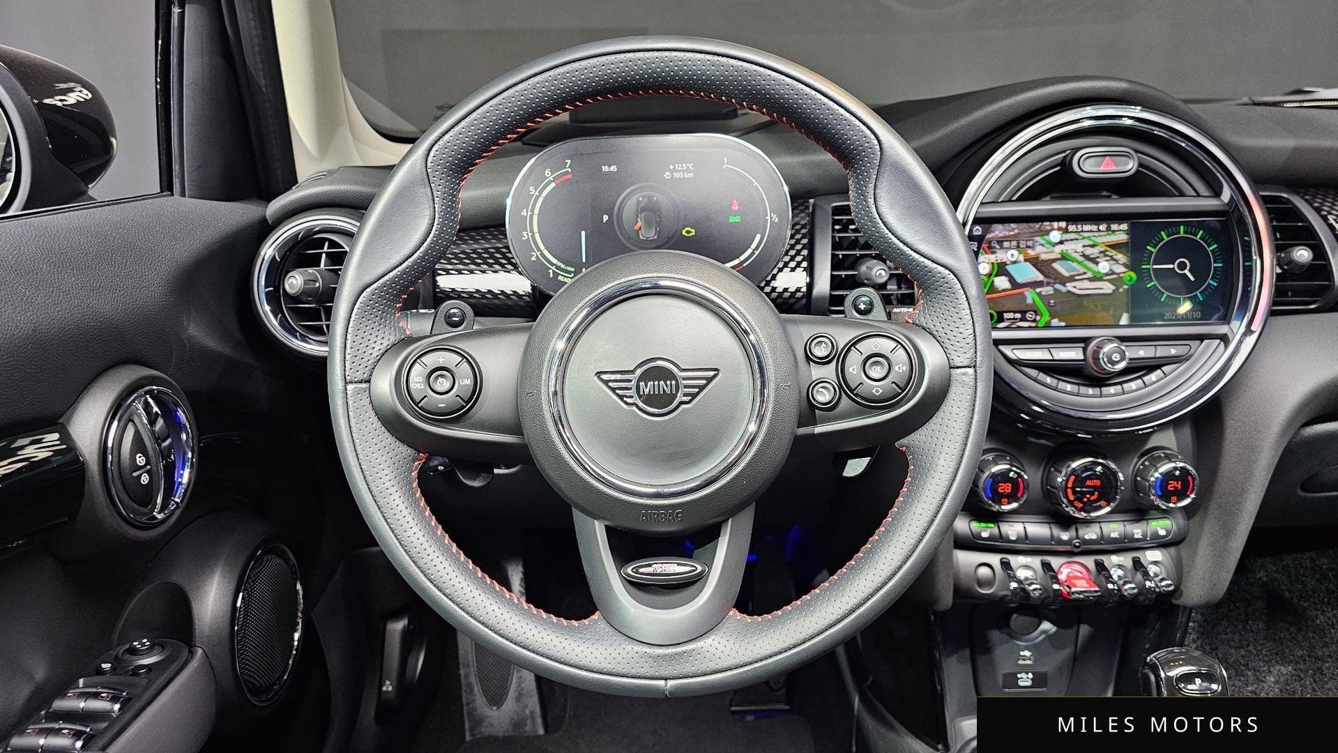 MINI 쿠퍼 S 2021 — миниатюра 13