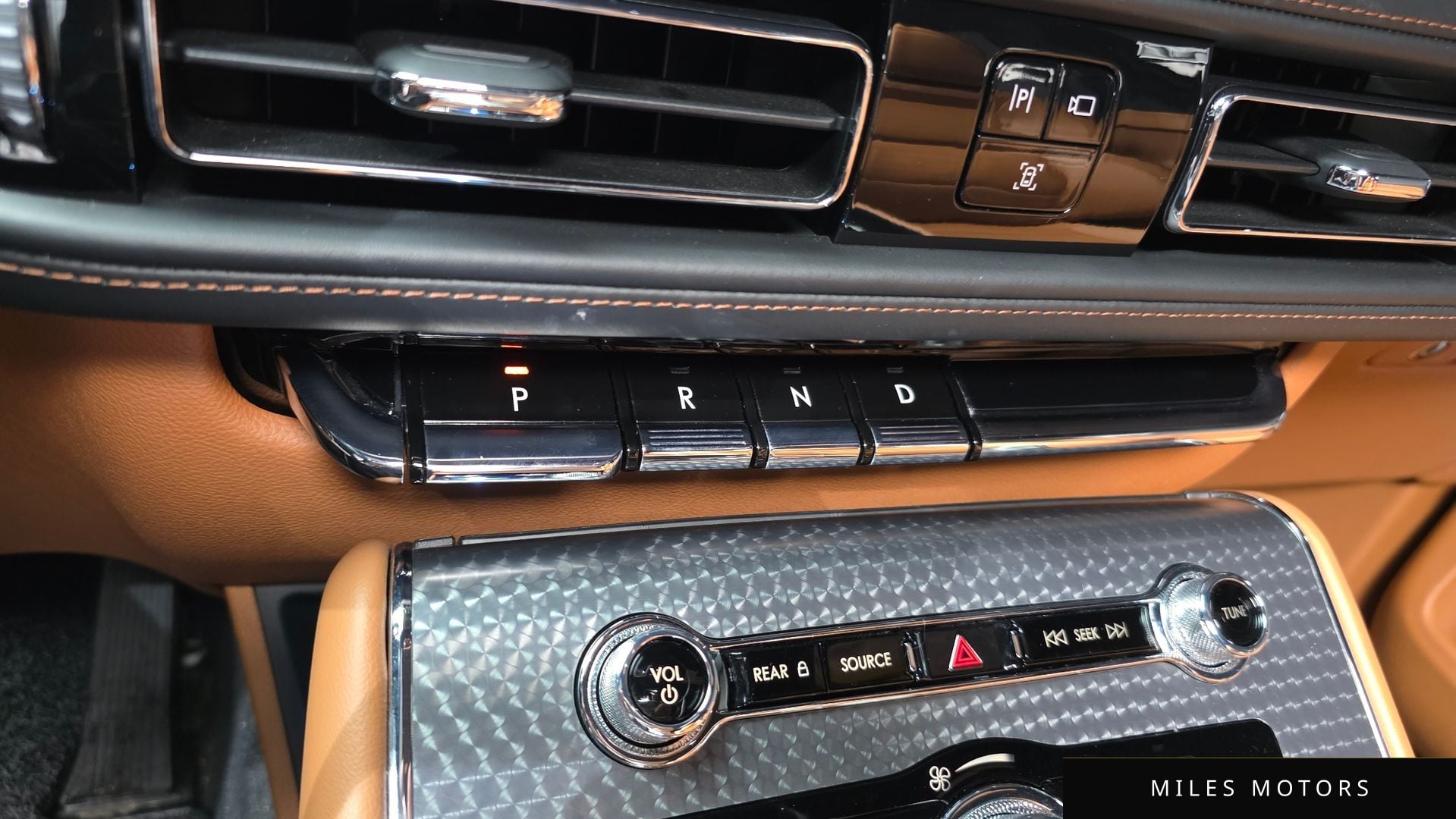 Lincoln Aviator 2021 — миниатюра 9