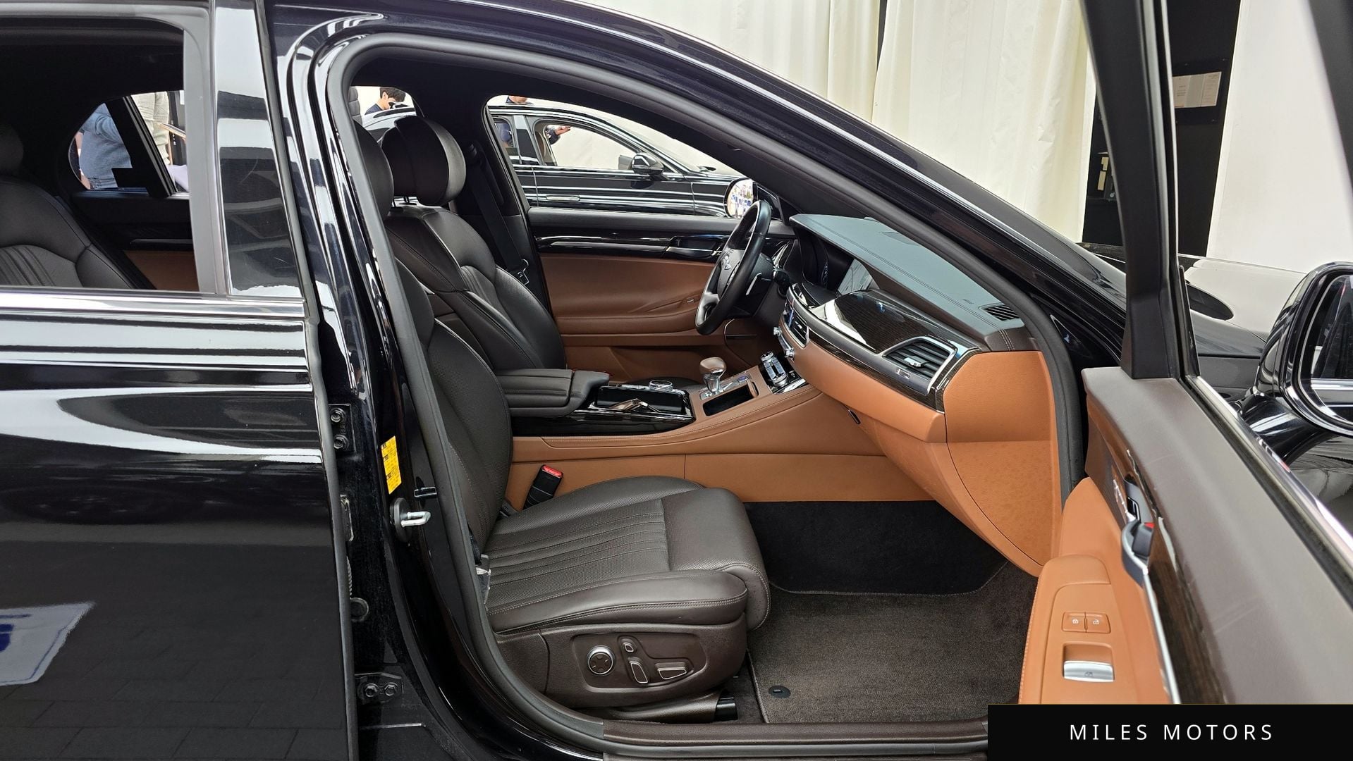 Genesis G90 2020 — миниатюра 11